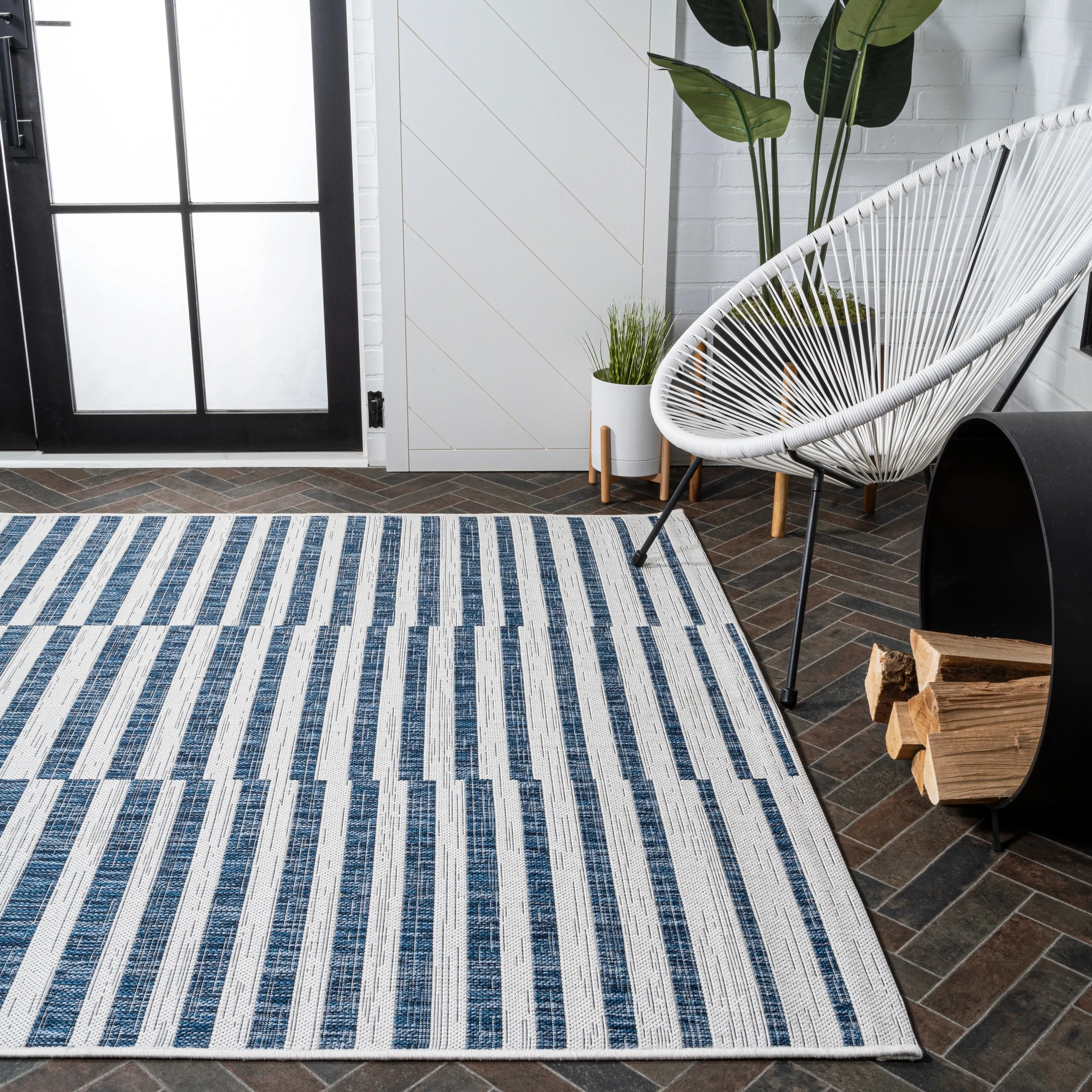 JONATHAN Y Grid Modern Offset Stripe Indoor/Outdoor Area Rug