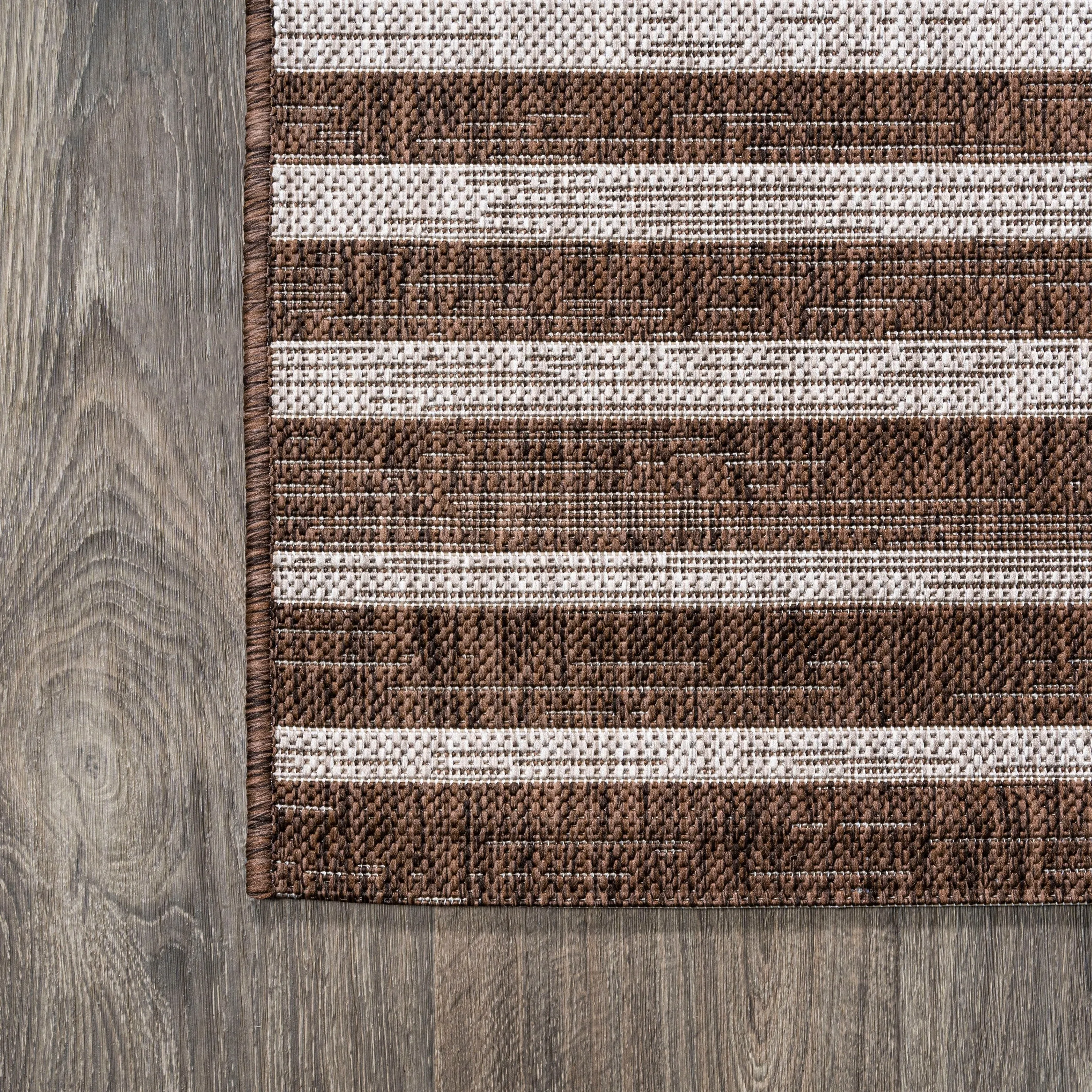 JONATHAN Y Grid Modern Offset Stripe Indoor/Outdoor Area Rug