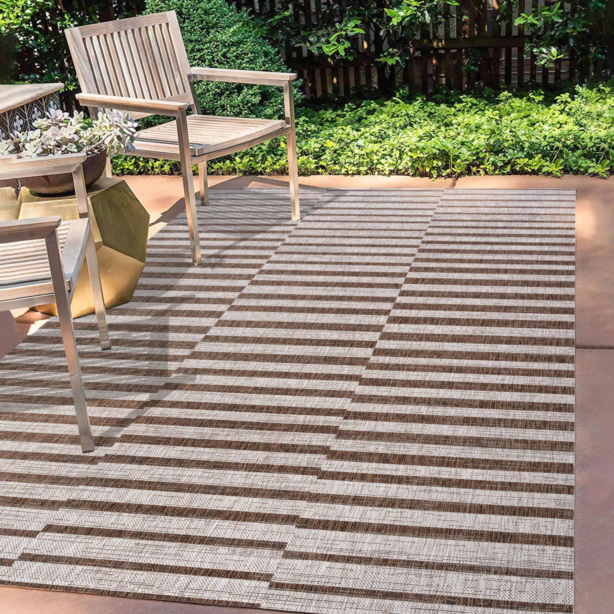 JONATHAN Y Grid Modern Offset Stripe Indoor/Outdoor Area Rug