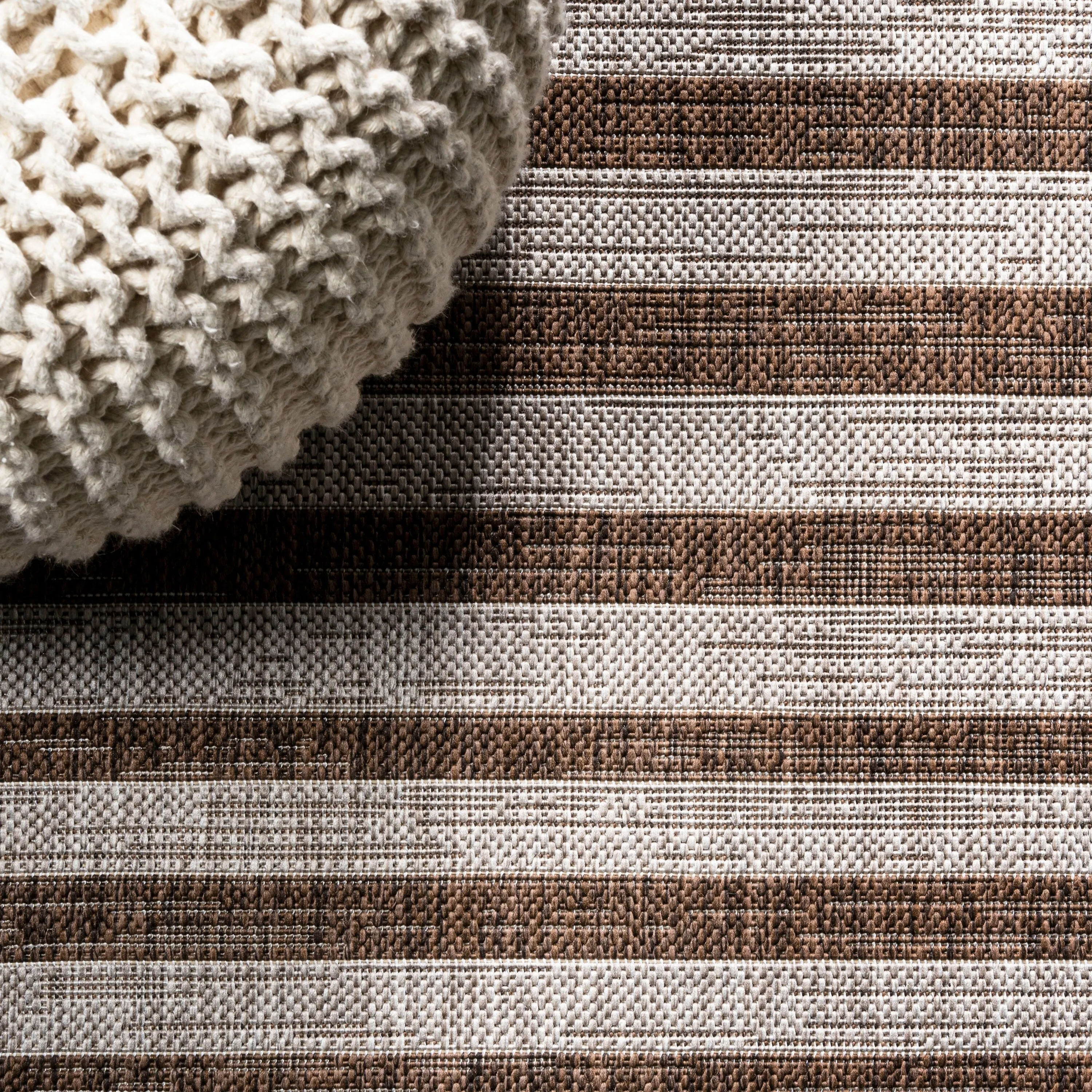 JONATHAN Y Grid Modern Offset Stripe Indoor/Outdoor Area Rug