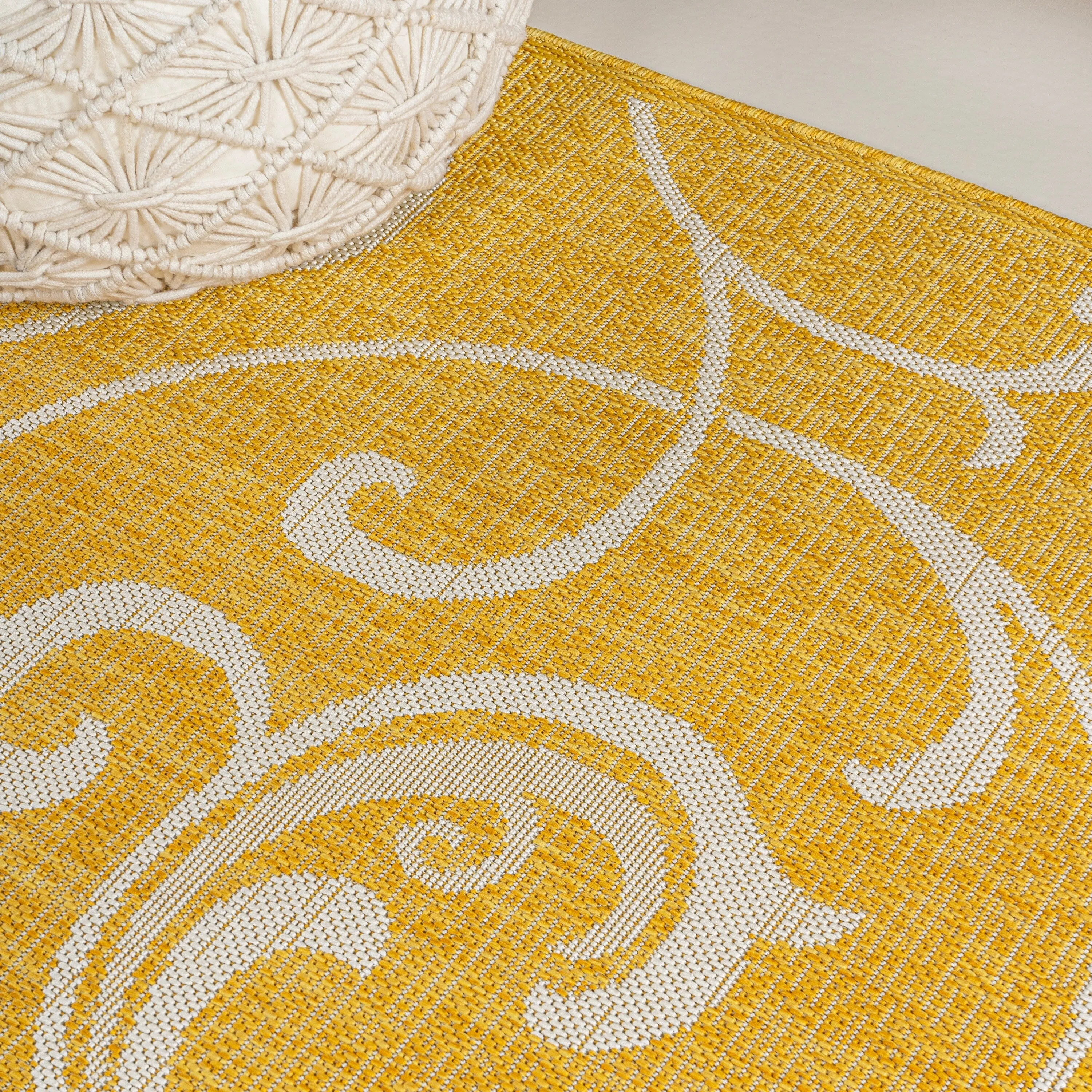 JONATHAN Y Isla Traditional Classic All-Over Scroll Green/Cream Indoor/Outdoor Area Rug