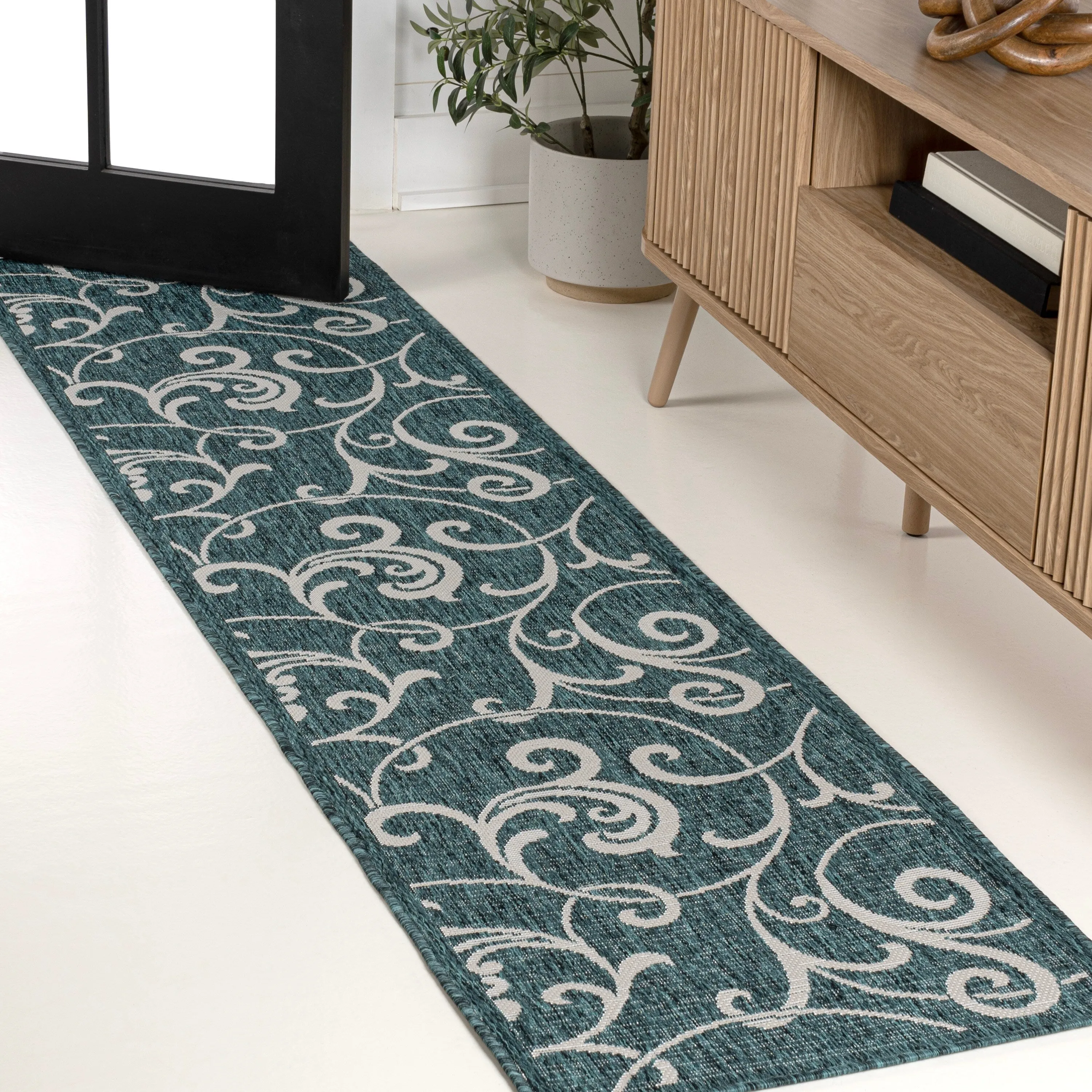 JONATHAN Y Isla Traditional Classic All-Over Scroll Green/Cream Indoor/Outdoor Area Rug
