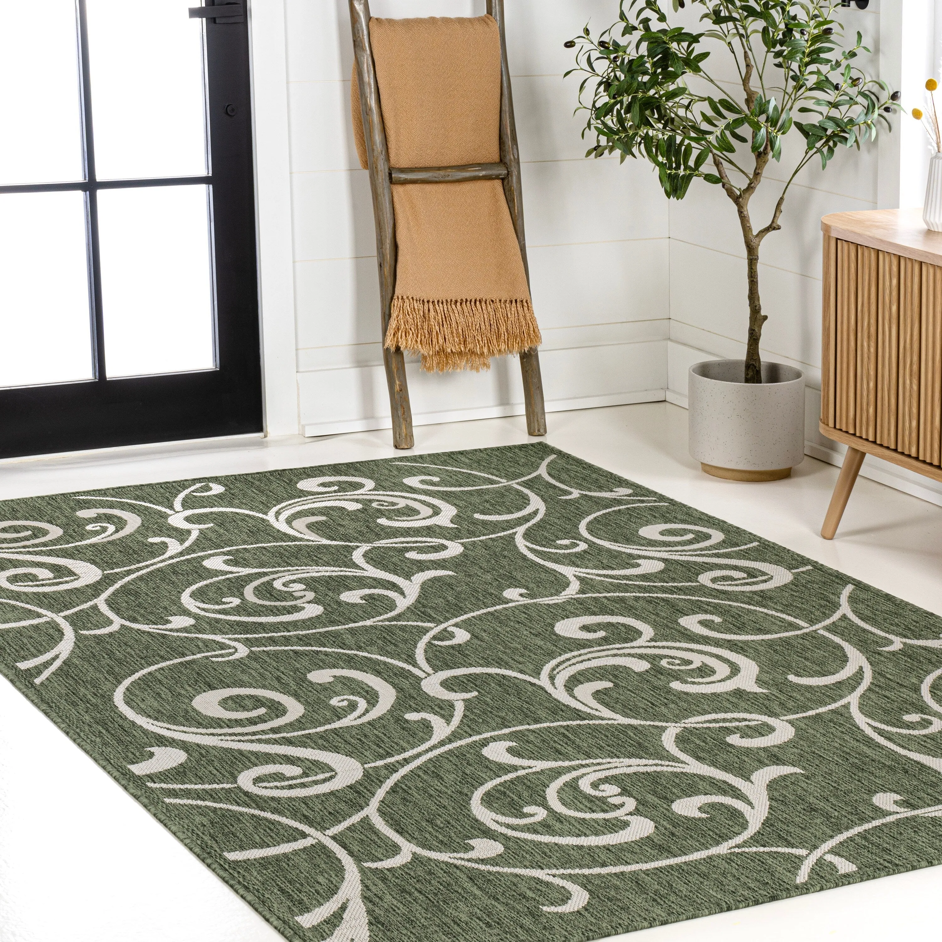 JONATHAN Y Isla Traditional Classic All-Over Scroll Green/Cream Indoor/Outdoor Area Rug