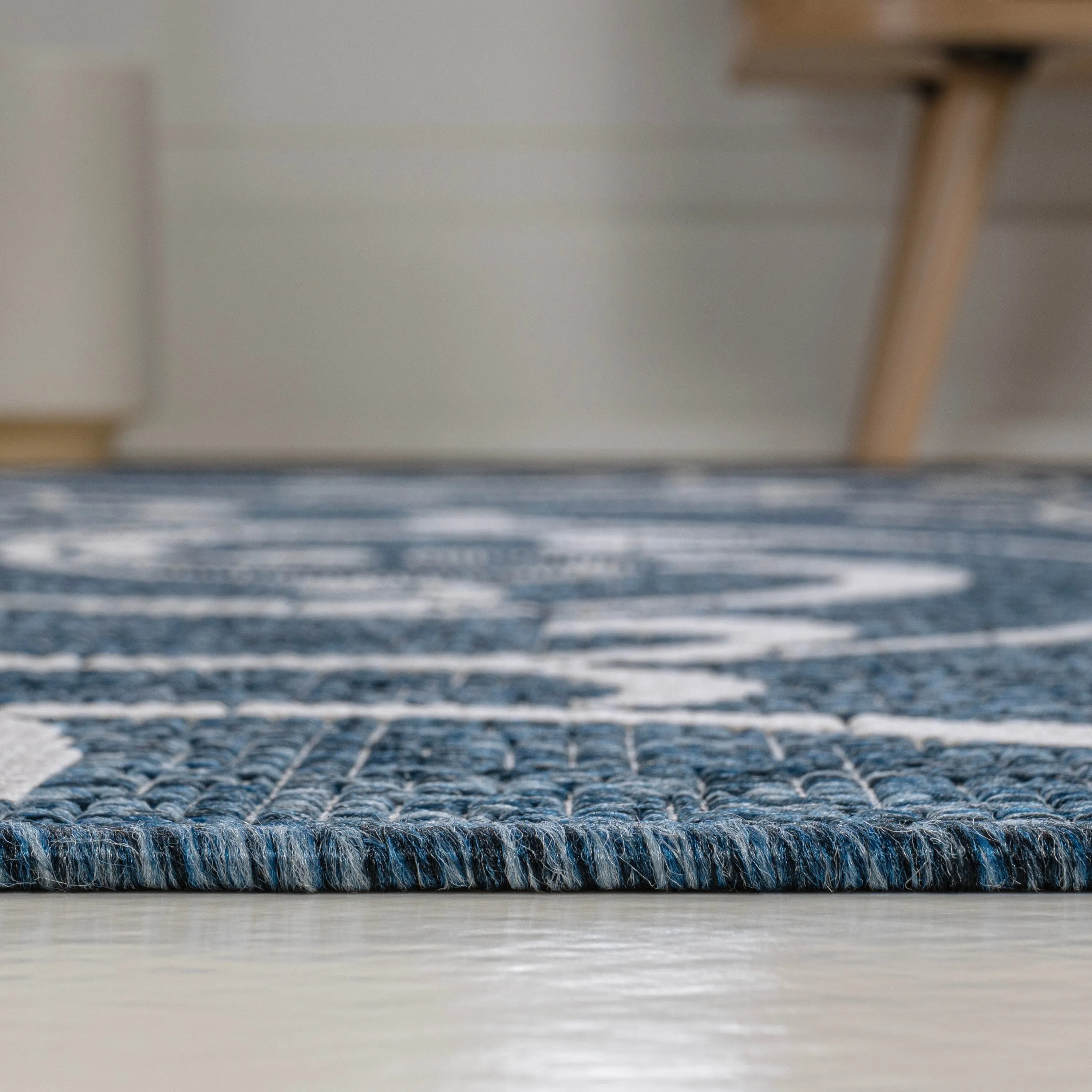 JONATHAN Y Isla Traditional Classic All-Over Scroll Green/Cream Indoor/Outdoor Area Rug