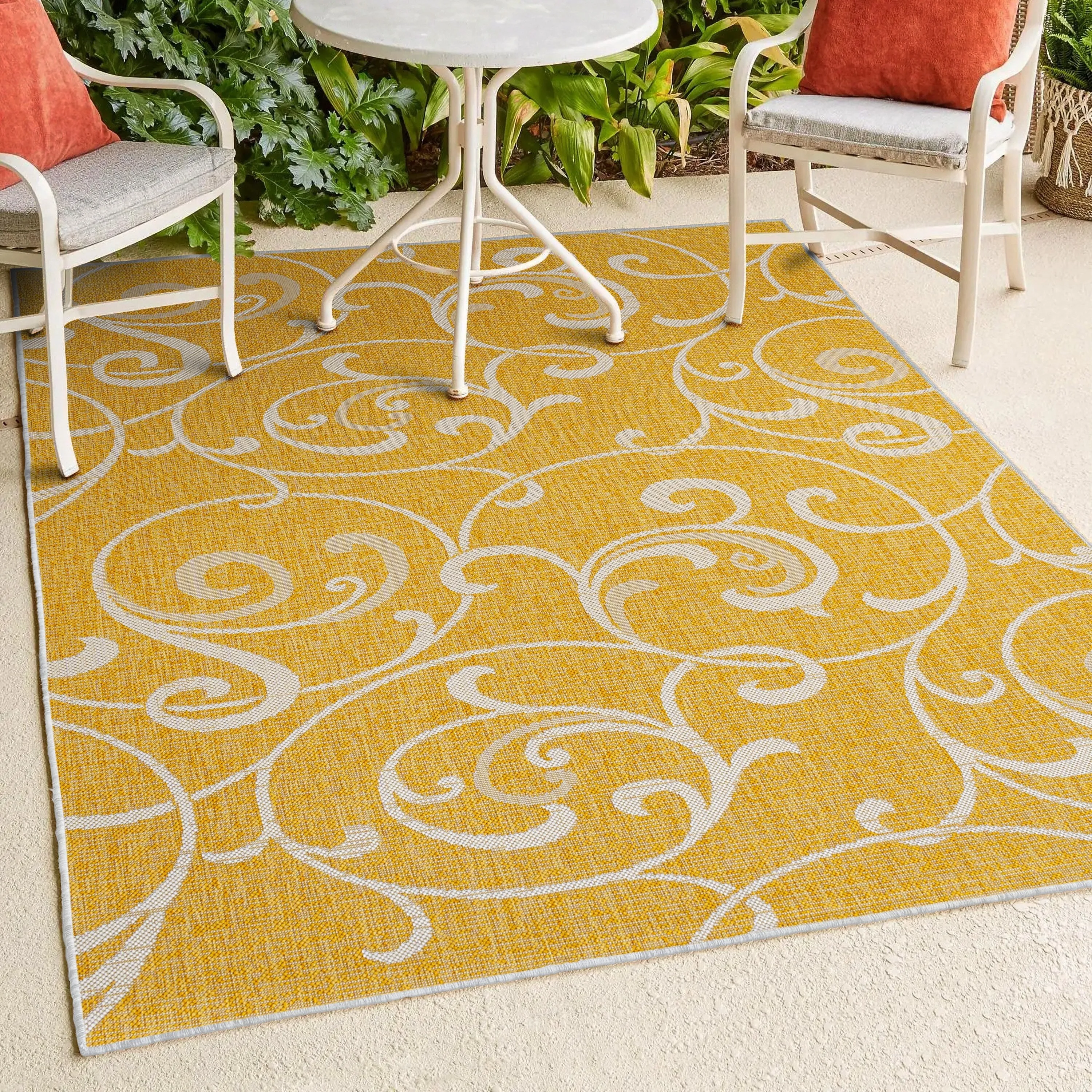 JONATHAN Y Isla Traditional Classic All-Over Scroll Green/Cream Indoor/Outdoor Area Rug