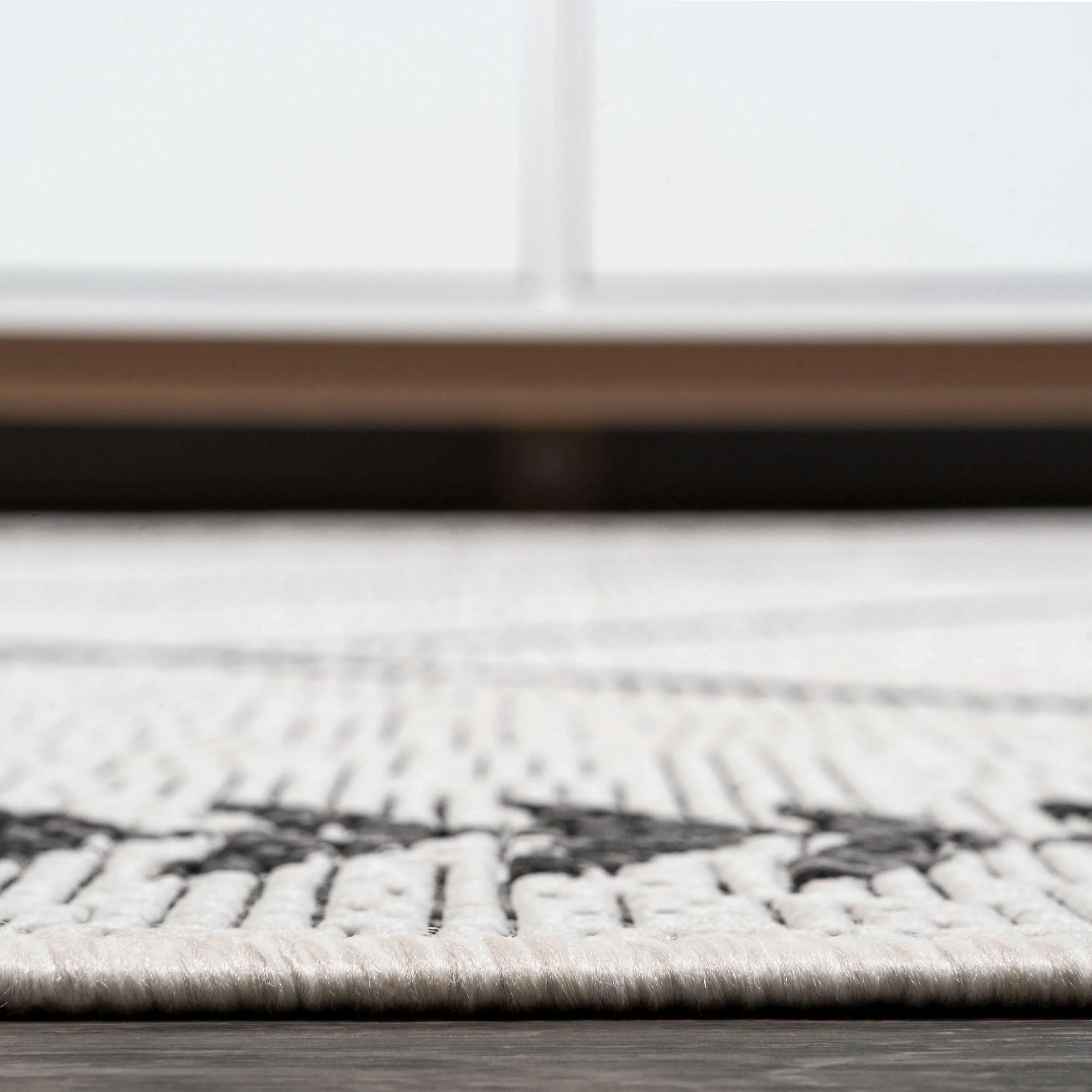 JONATHAN Y Kafel Tribal Diamond Trellis Indoor/Outdoor Area Rug