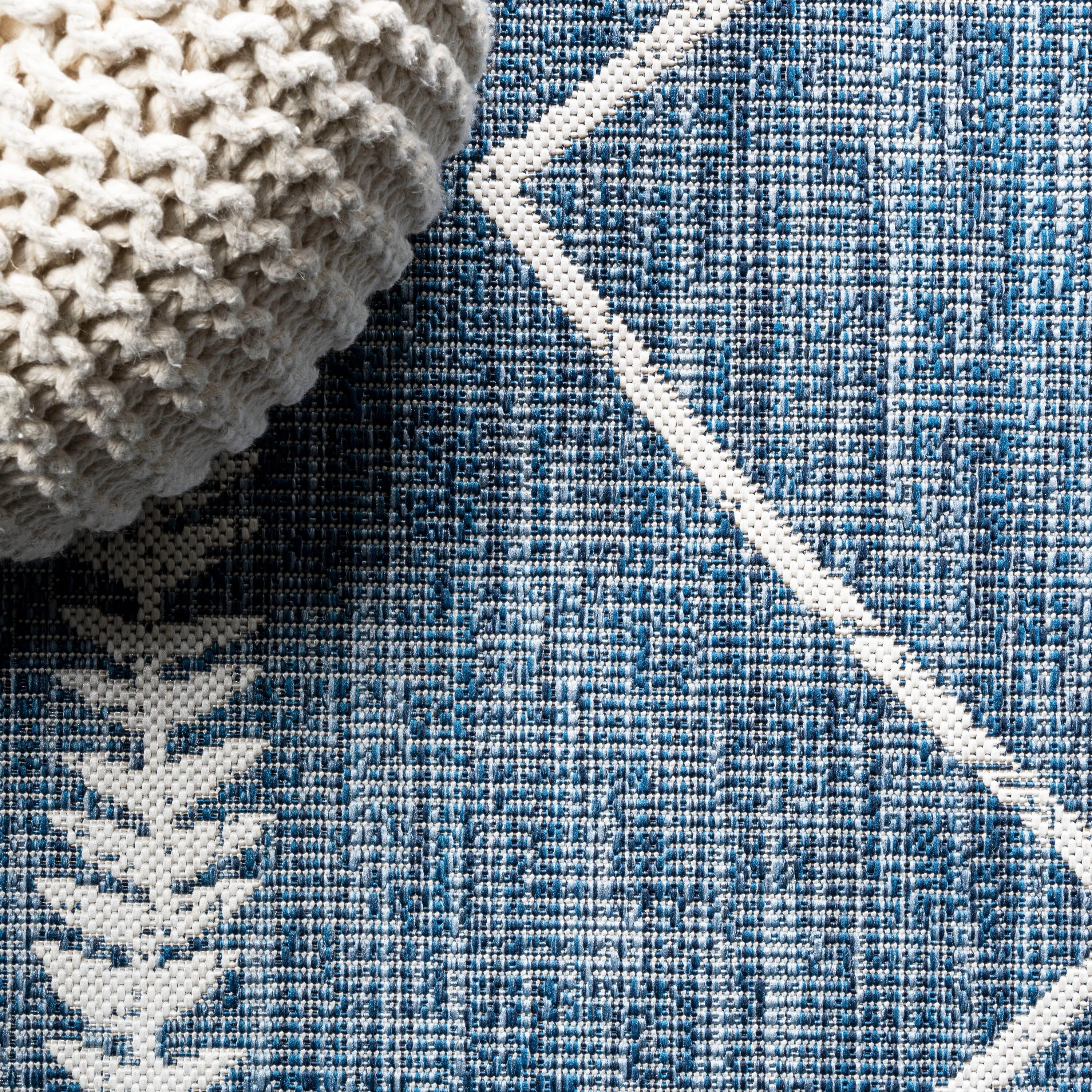 JONATHAN Y Kafel Tribal Diamond Trellis Indoor/Outdoor Area Rug