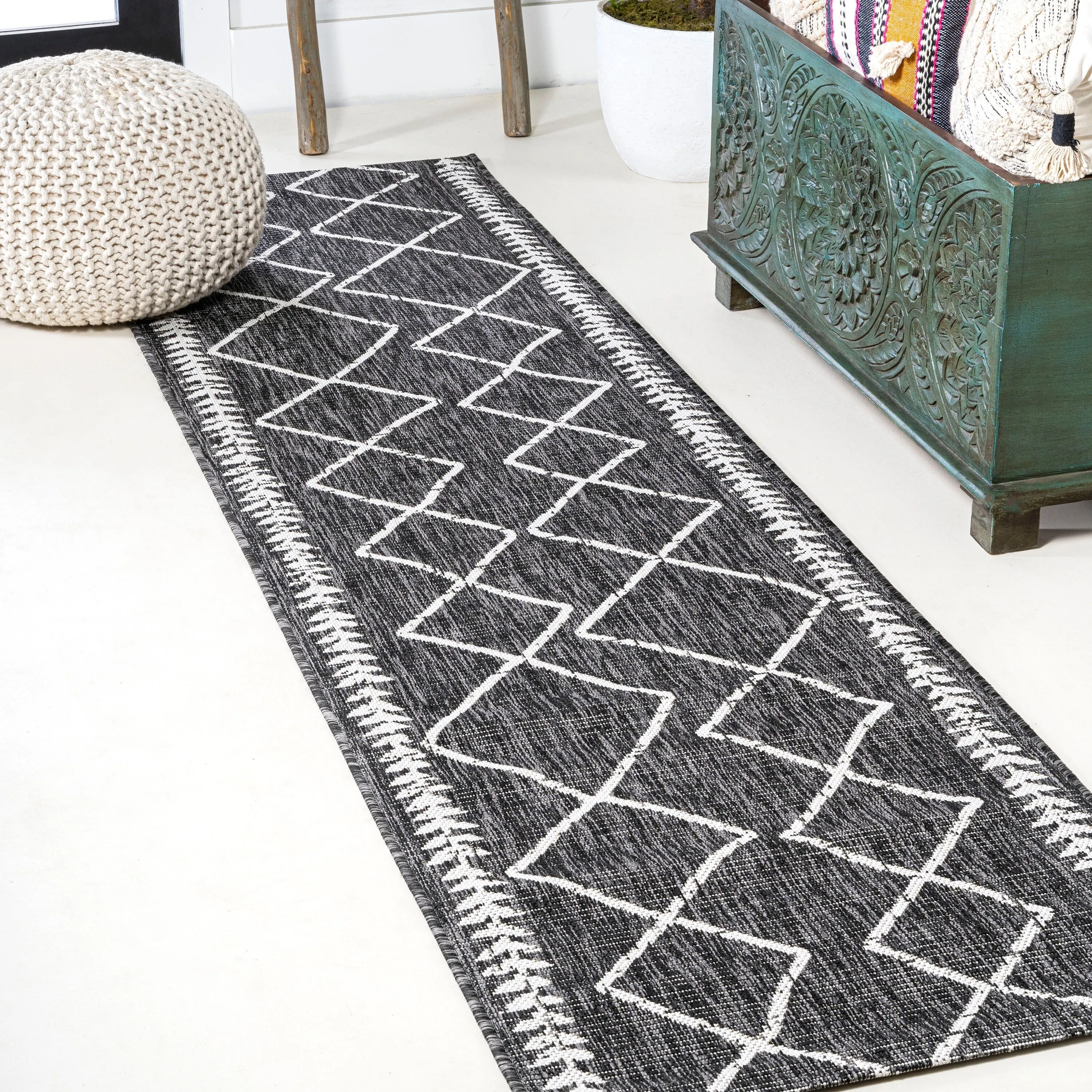 JONATHAN Y Kafel Tribal Diamond Trellis Indoor/Outdoor Area Rug