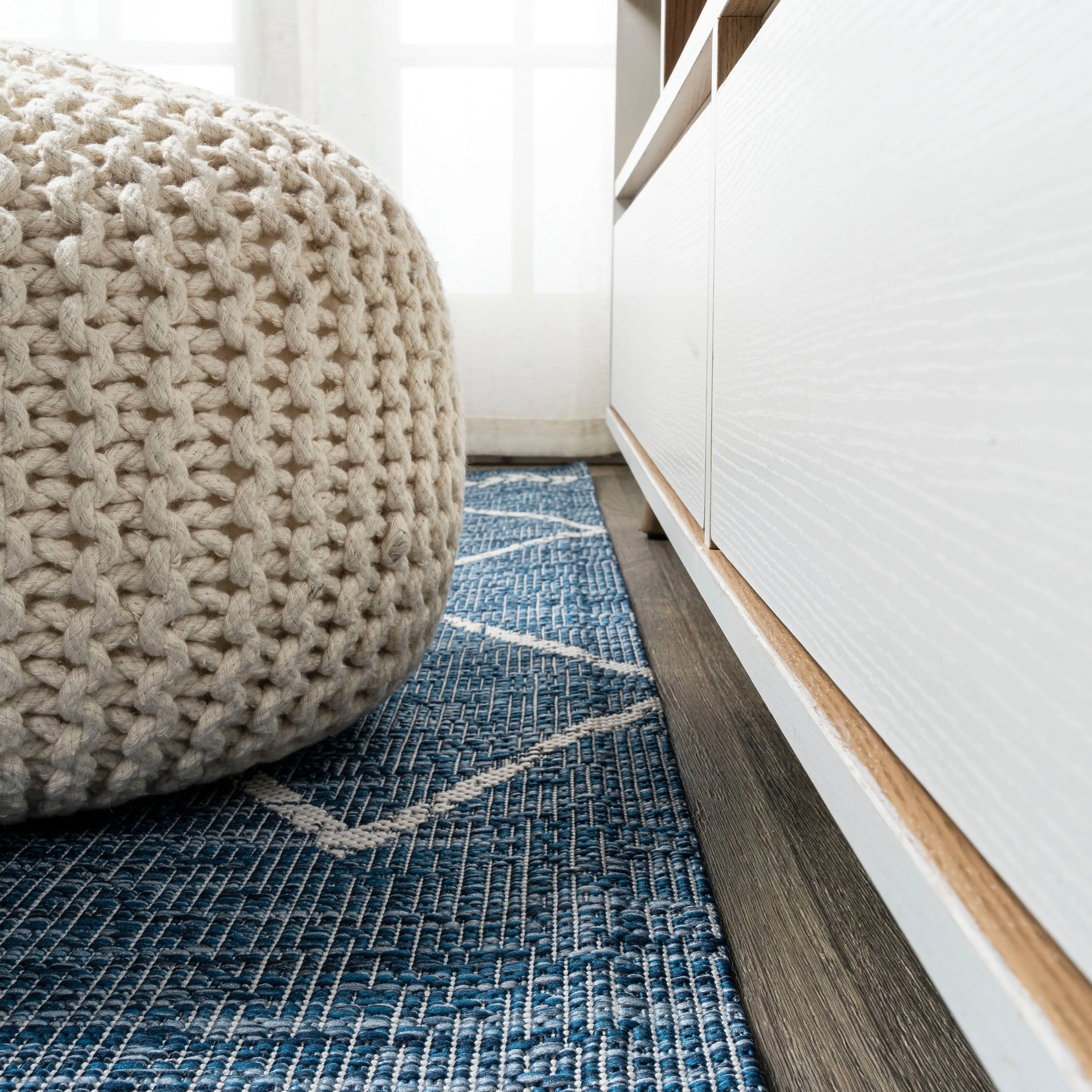 JONATHAN Y Kafel Tribal Diamond Trellis Indoor/Outdoor Area Rug