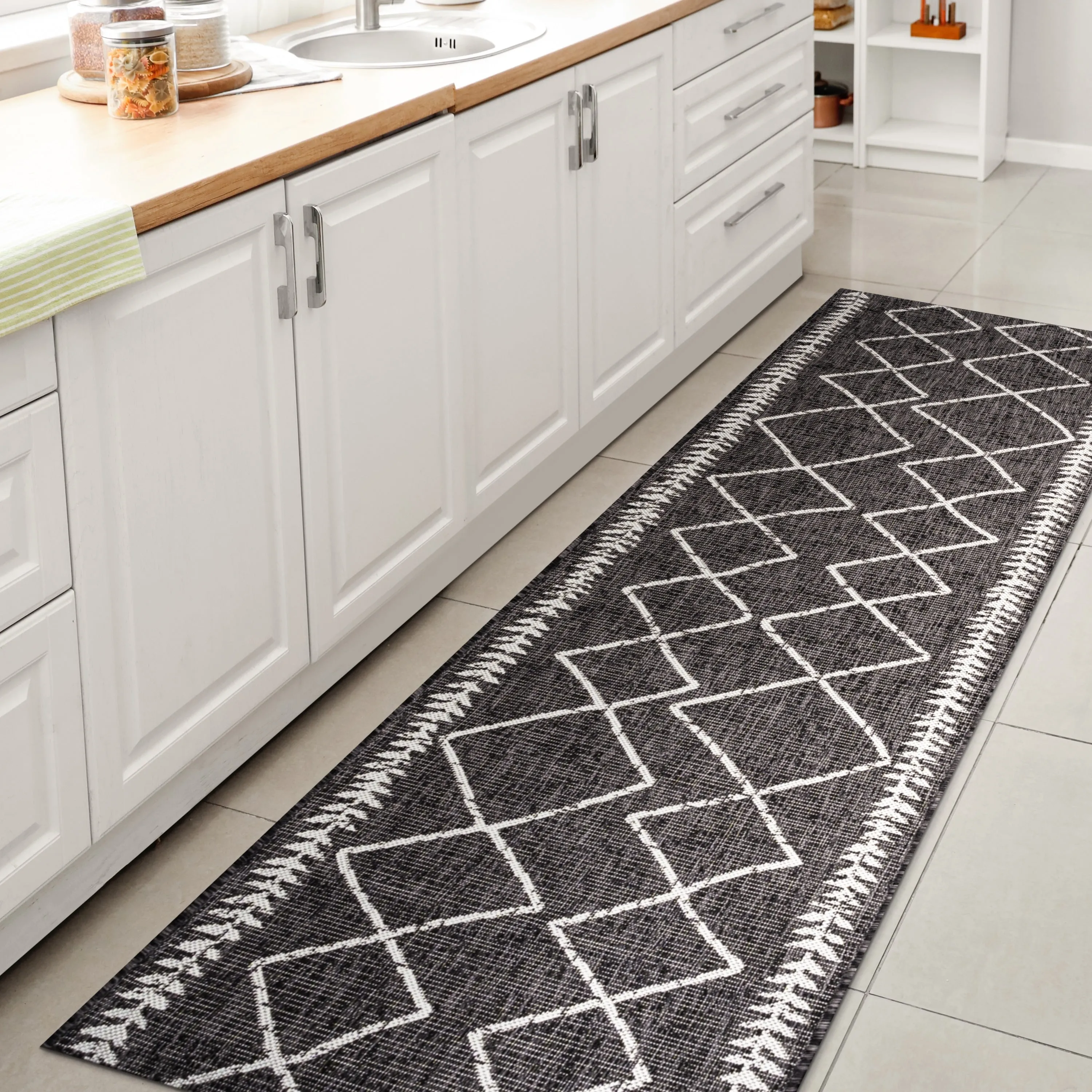 JONATHAN Y Kafel Tribal Diamond Trellis Indoor/Outdoor Area Rug