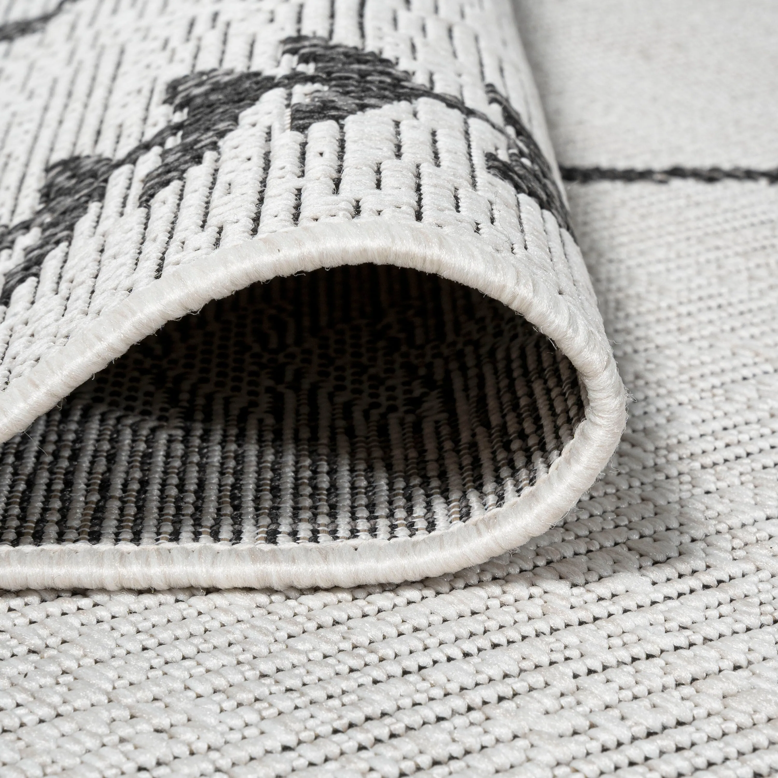 JONATHAN Y Kafel Tribal Diamond Trellis Indoor/Outdoor Area Rug