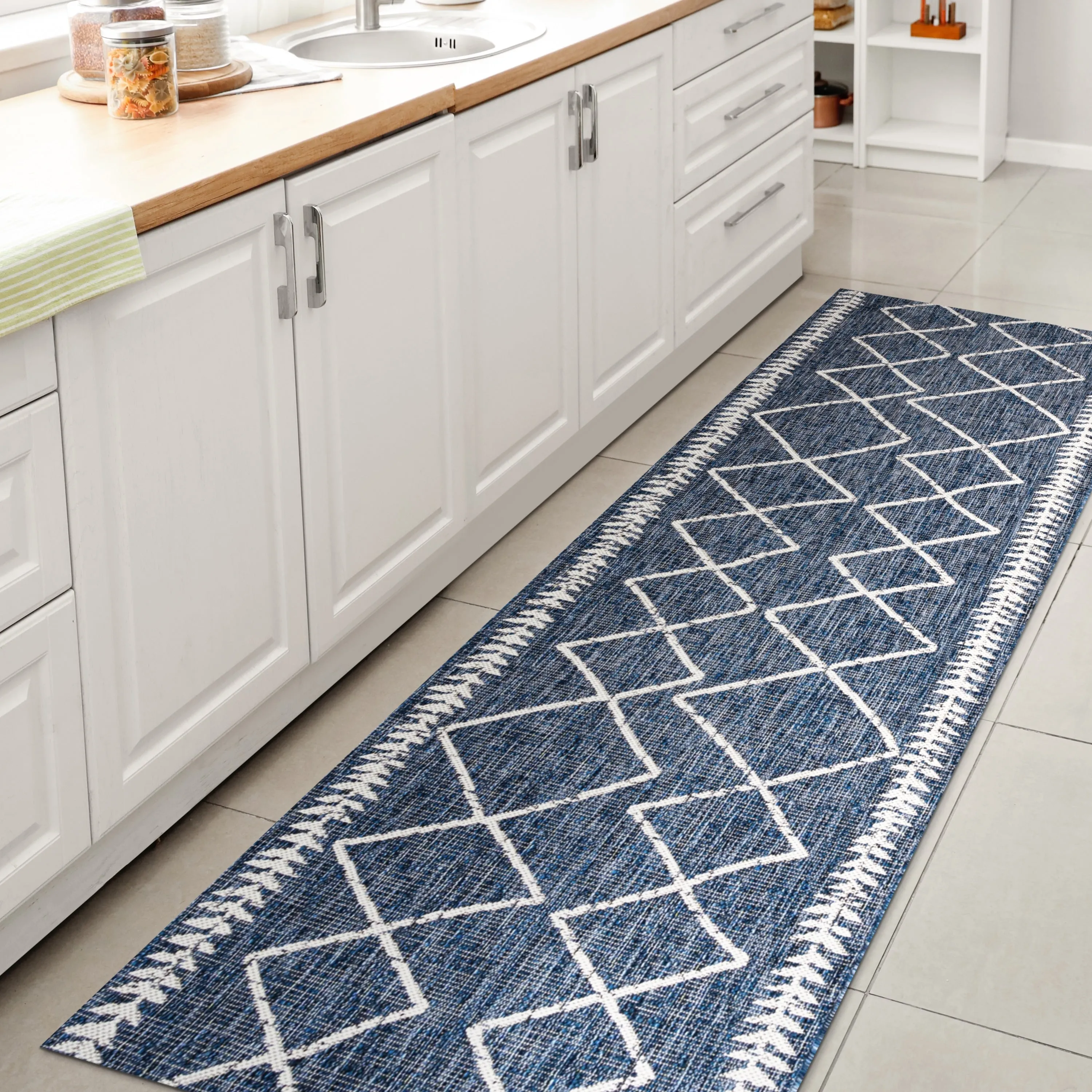 JONATHAN Y Kafel Tribal Diamond Trellis Indoor/Outdoor Area Rug