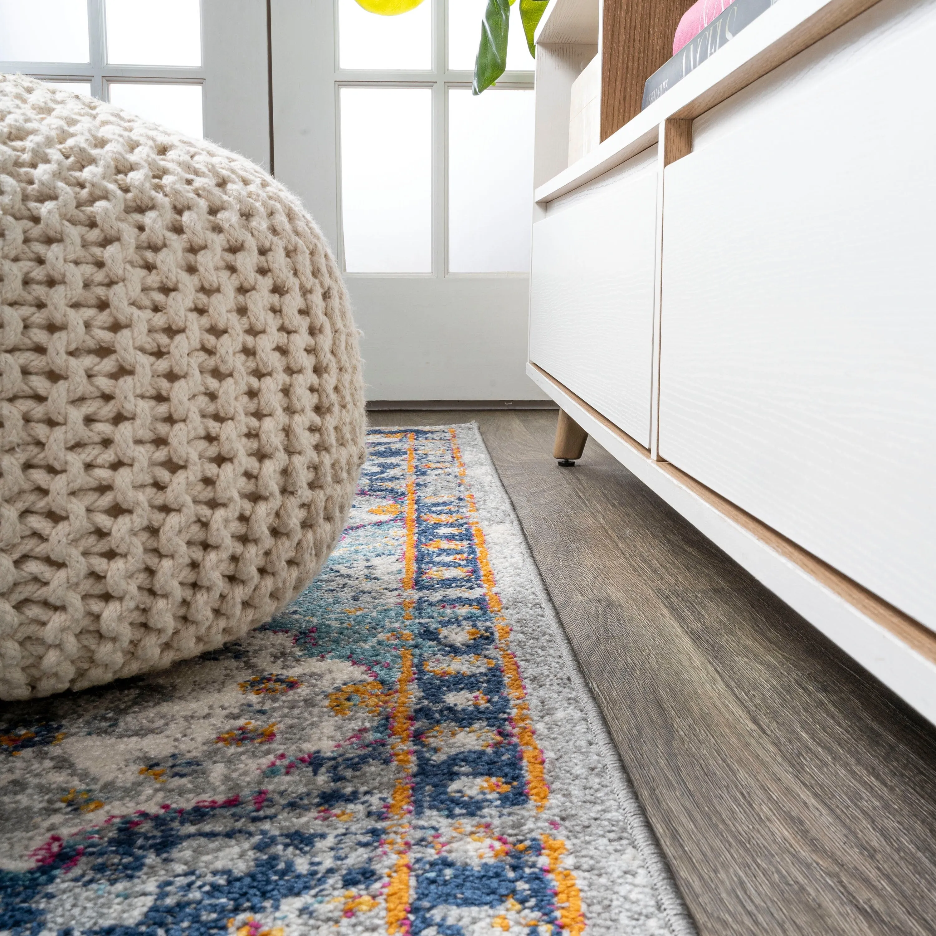 JONATHAN Y Kilia Bohemian Medallion Area Rug