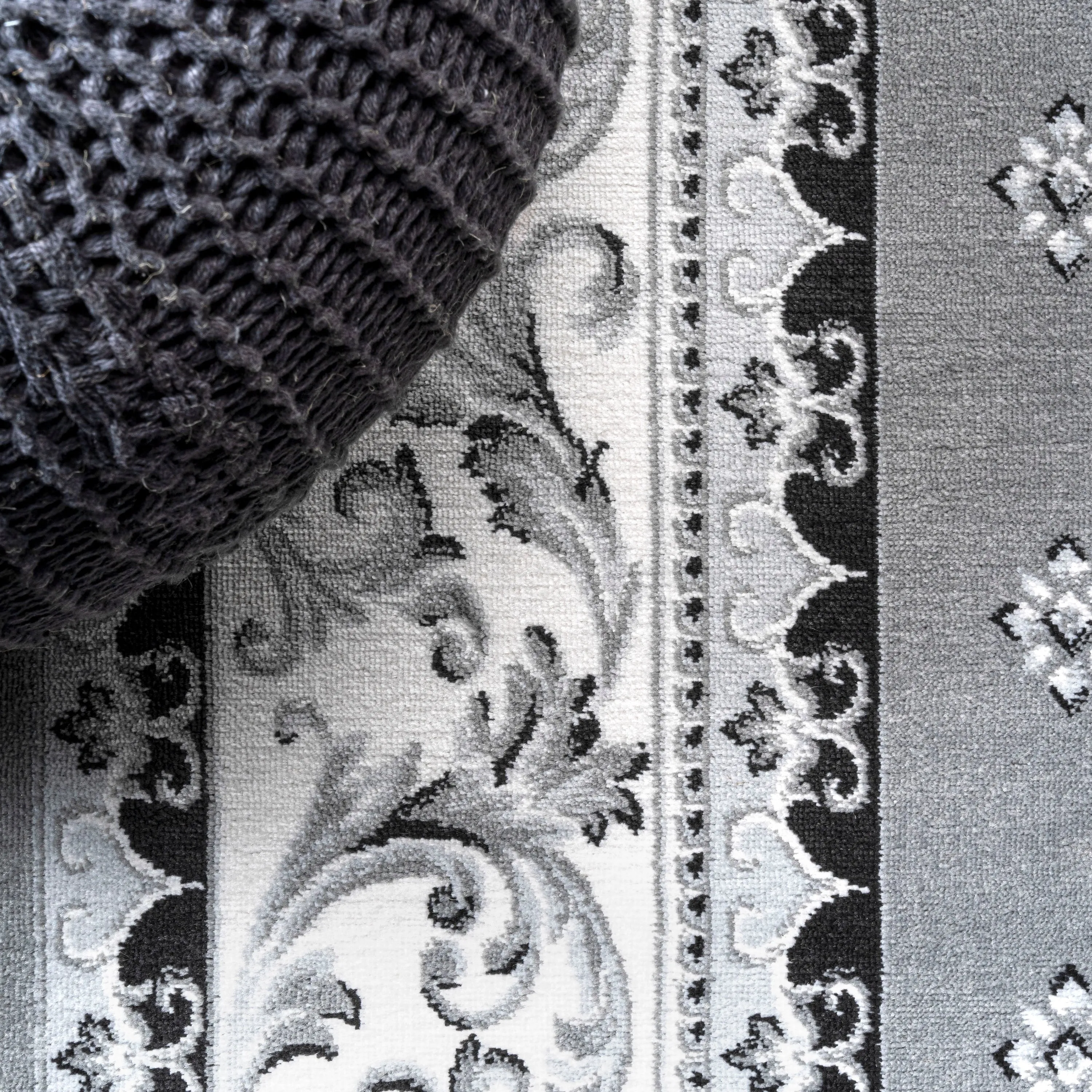 JONATHAN Y Marrakesh French Border Area Rug