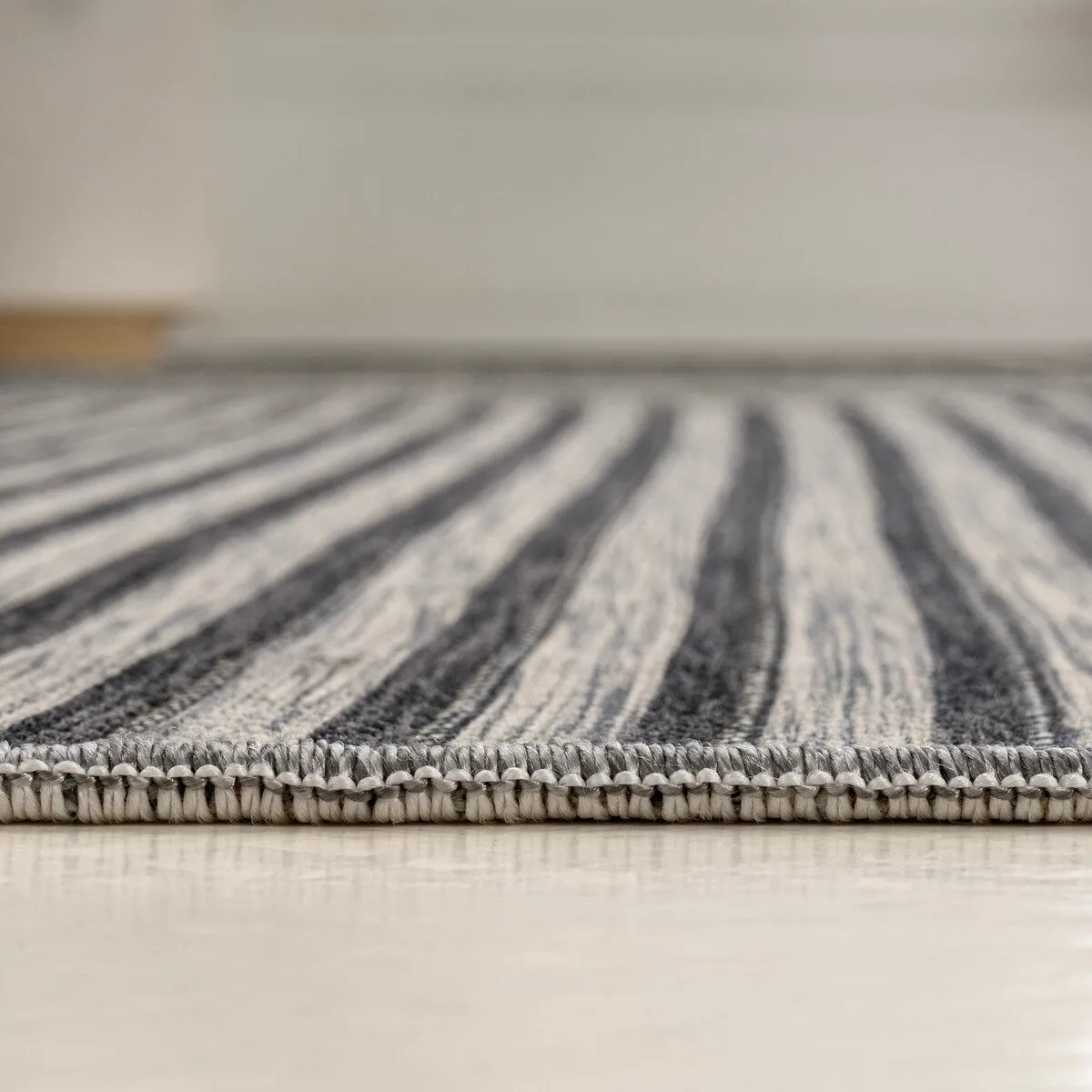 JONATHAN Y Reversible Bijan Mid-Century Modern Arch Stripe Machine-Washable Cream/Beige Indoor/Outdoor Rug