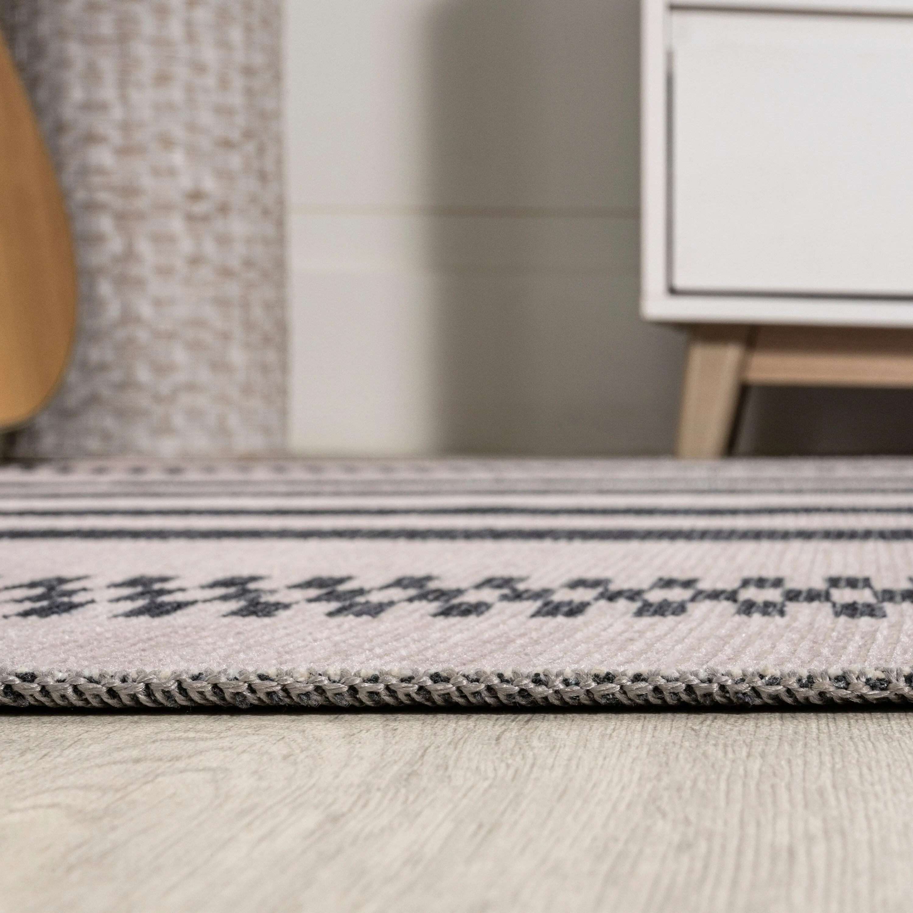 JONATHAN Y Timantii Bohemian Medallion Textured Weave Machine Washable Area Rug