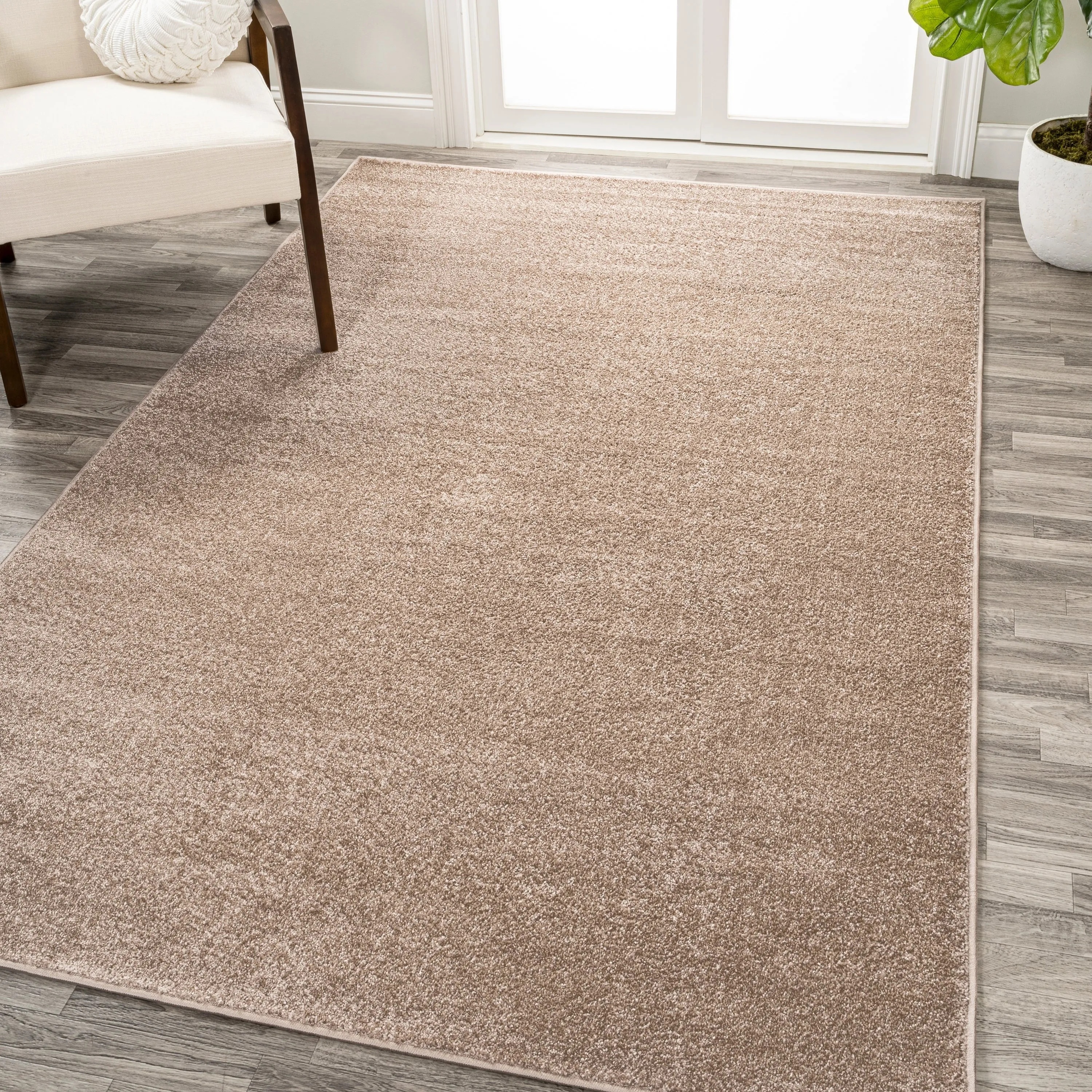JONATHAN Y Tumbling Solid Low-Pile Area Rug
