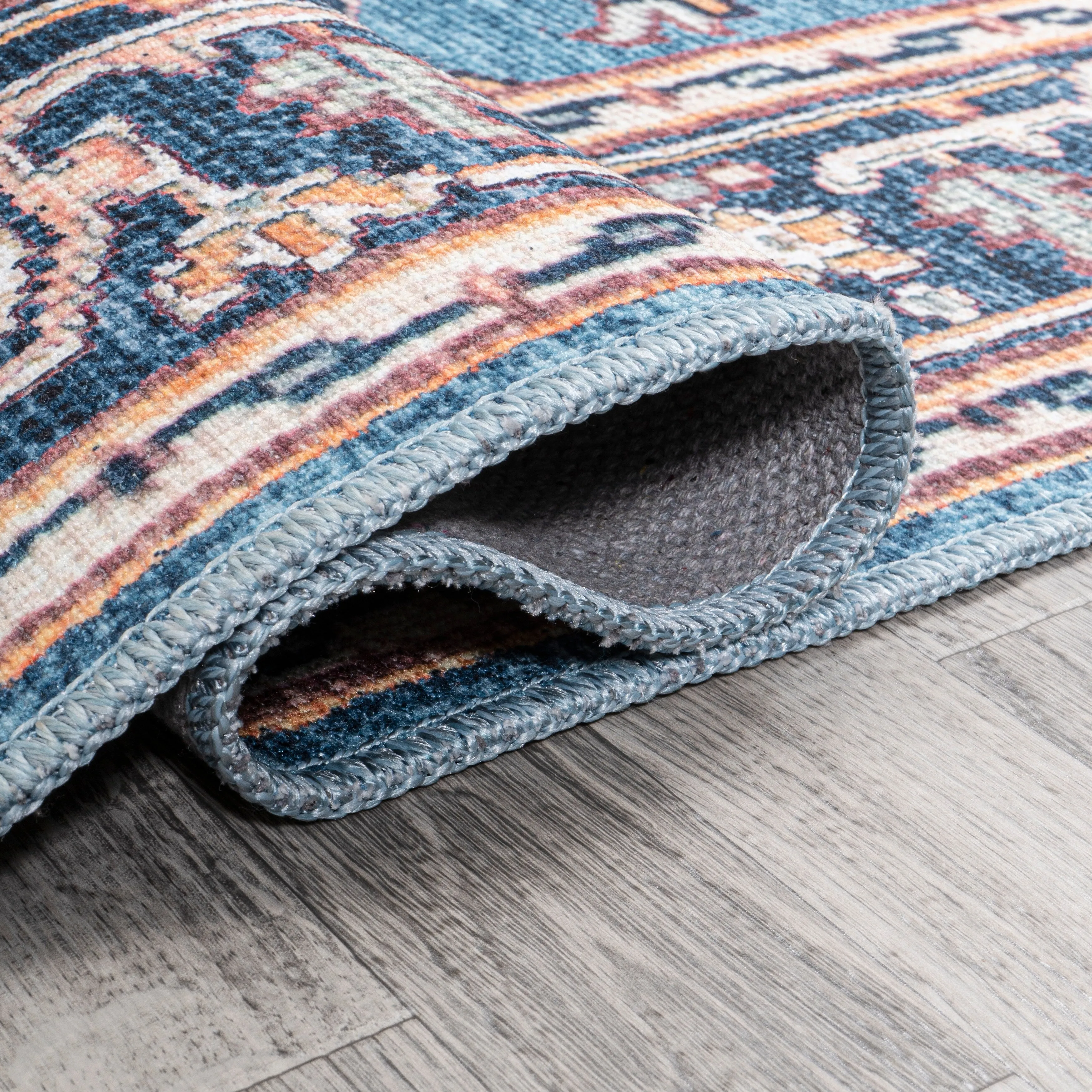 JONATHAN Y Victoria Ornate Large Medallion Machine Washable Area Rug