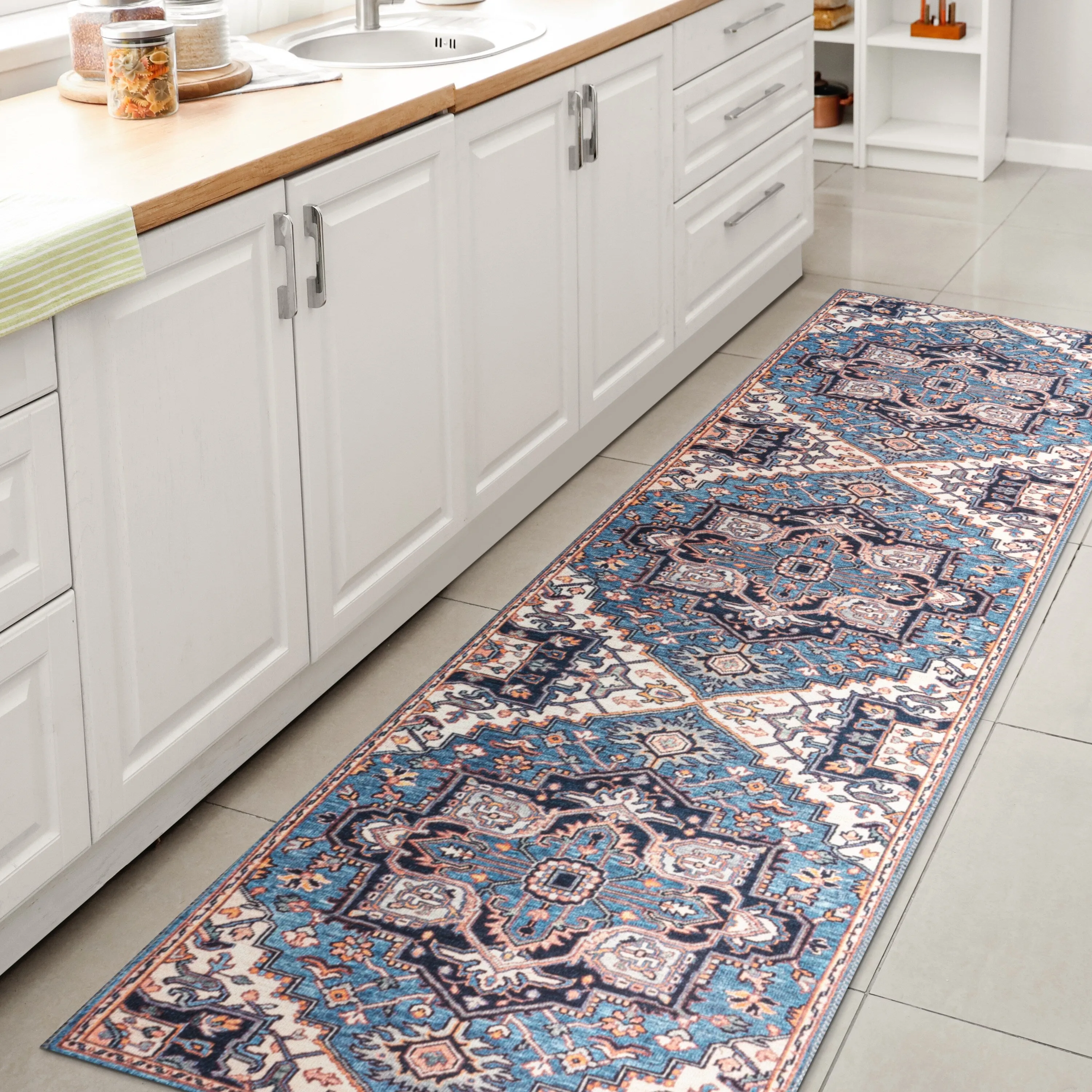 JONATHAN Y Victoria Ornate Large Medallion Machine Washable Area Rug