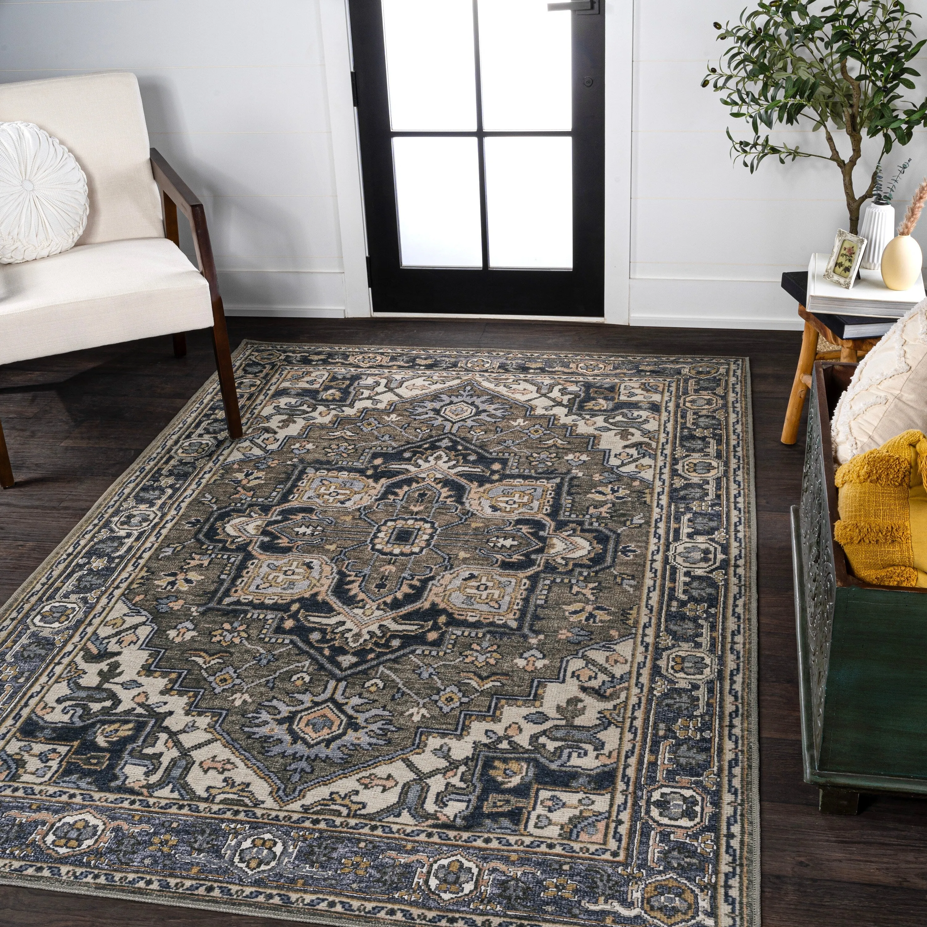JONATHAN Y Victoria Ornate Large Medallion Machine Washable Area Rug