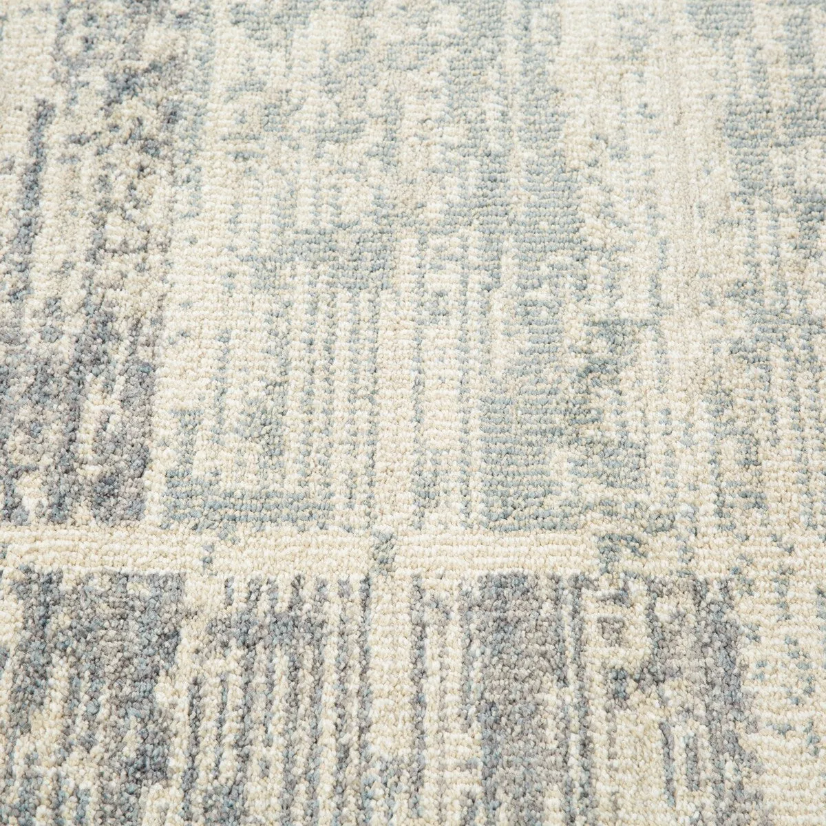 Julia Aly Modern Geometric Area Rug