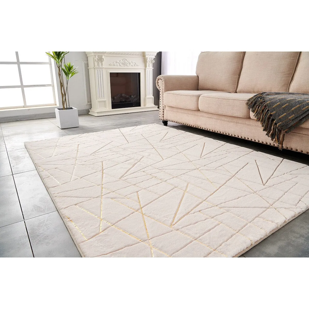 Lily Luxury Geometric Abstract Gilded Rectangular Area Rug