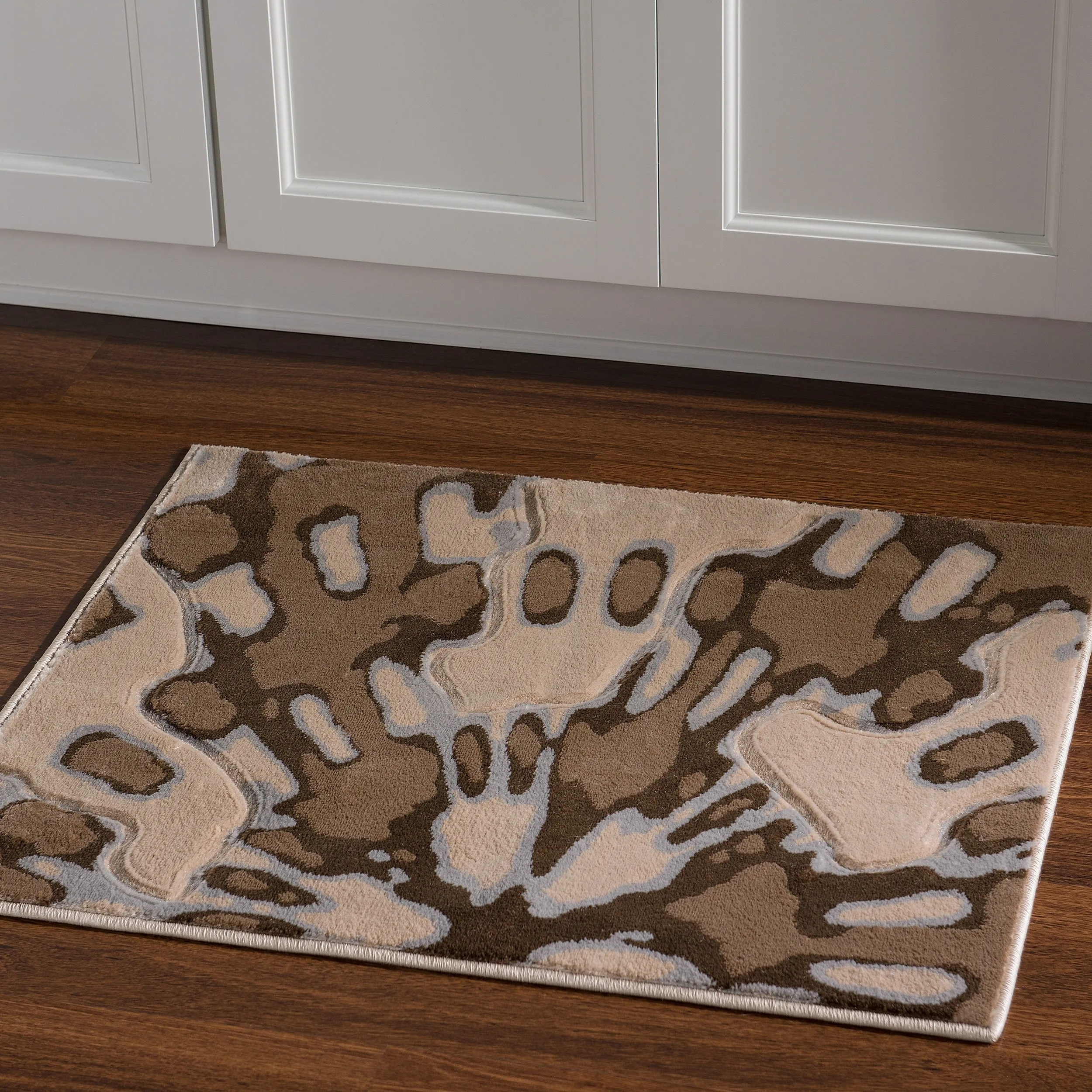 Linon Milan Abstract Beige Rug
