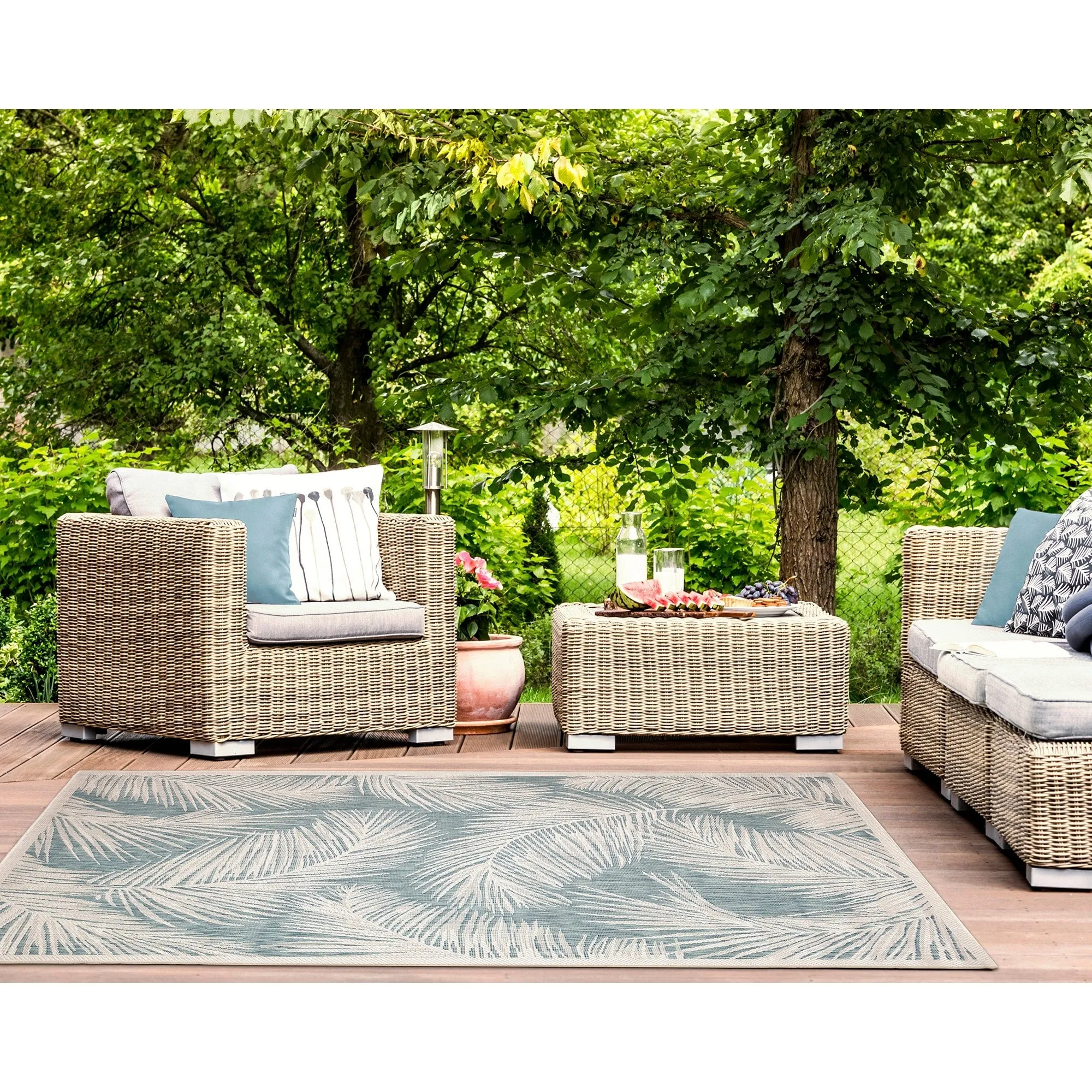 Liora Manne Carmel Fronds Indoor/Outdoor Rug