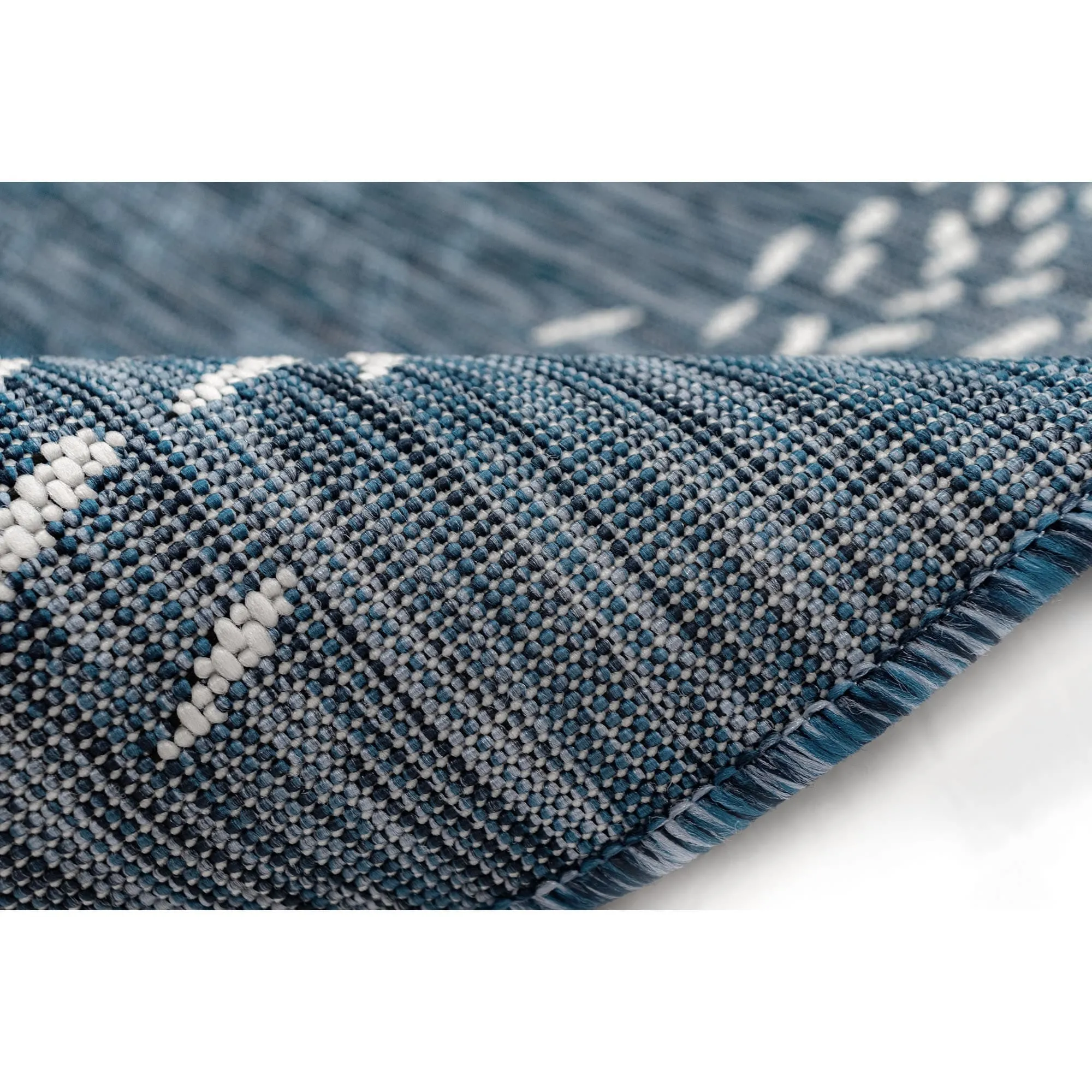 Liora Manne Carmel School Of Fish Indoor/Outdoor Area Rug
