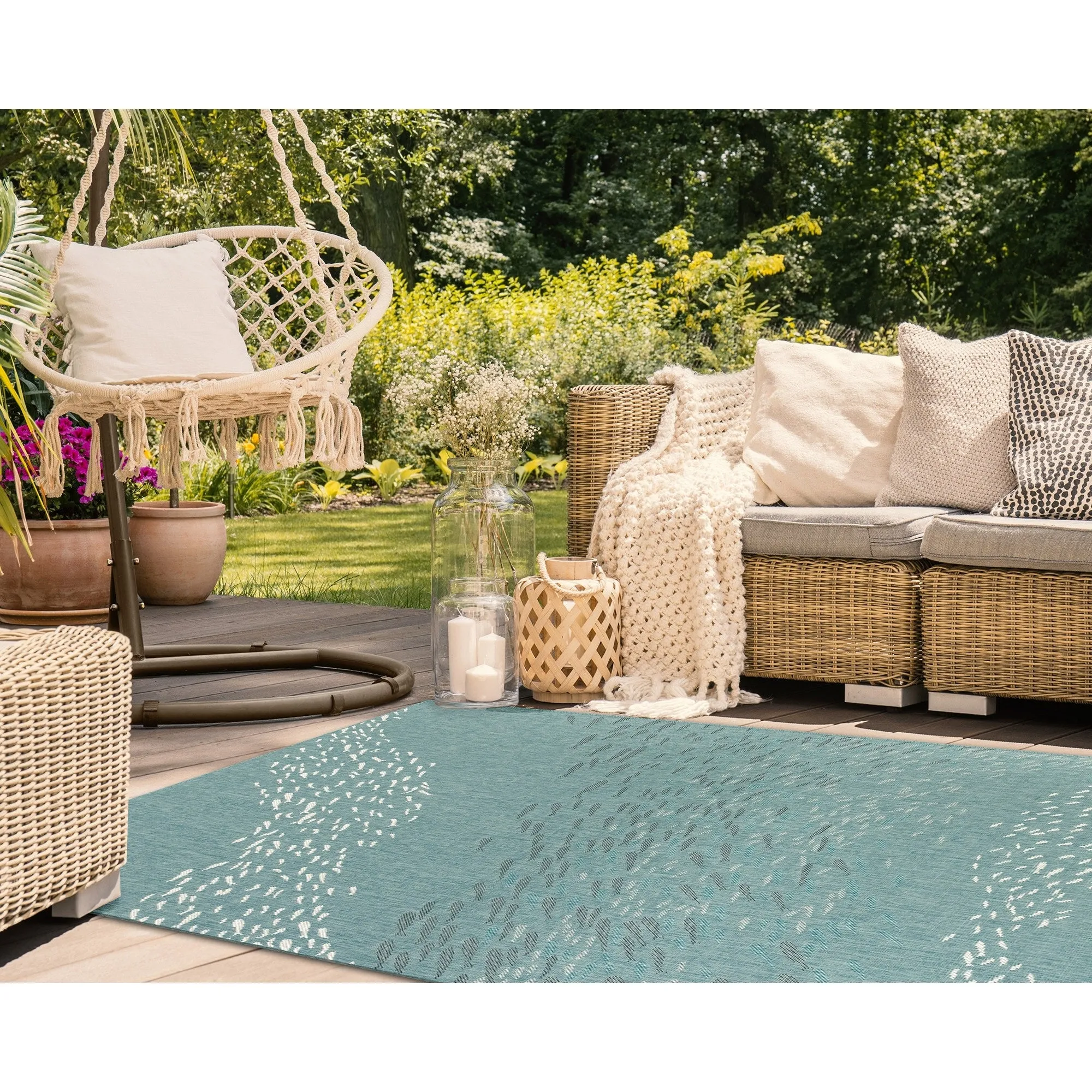 Liora Manne Carmel School Of Fish Indoor/Outdoor Area Rug