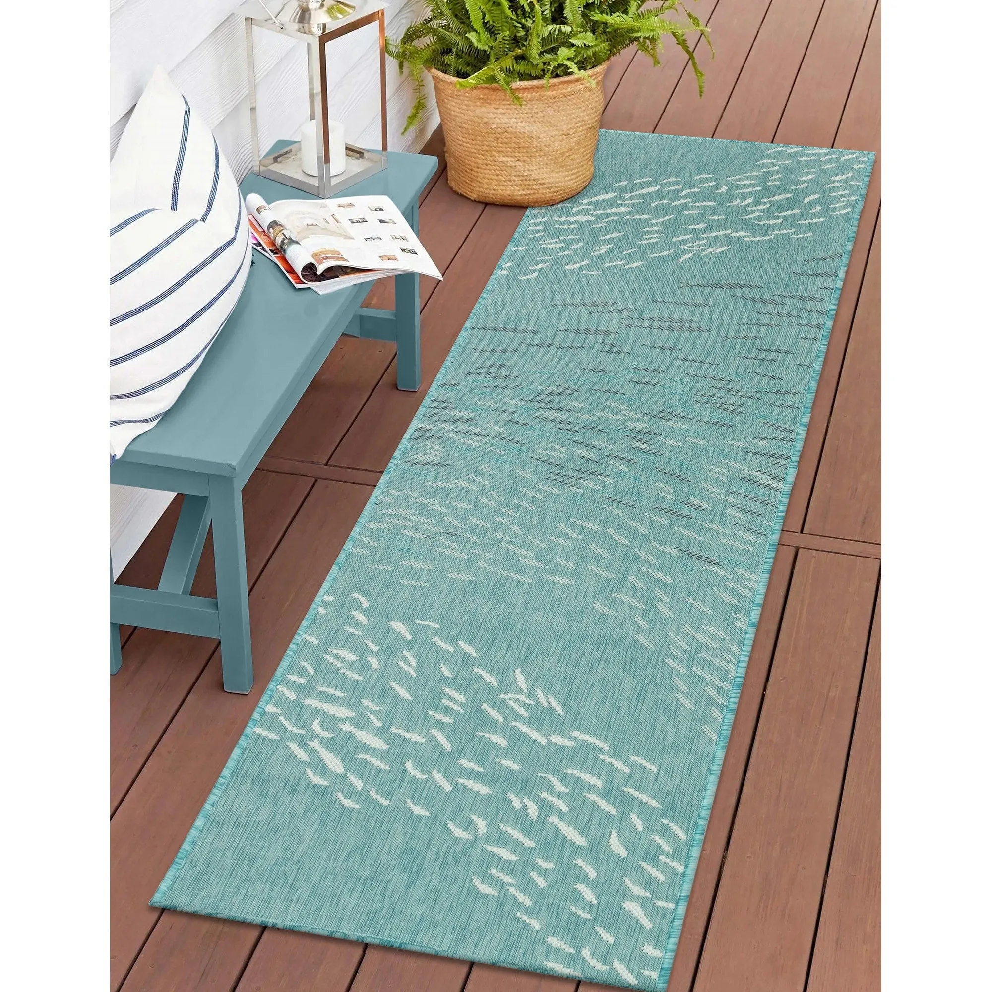 Liora Manne Carmel School Of Fish Indoor/Outdoor Area Rug