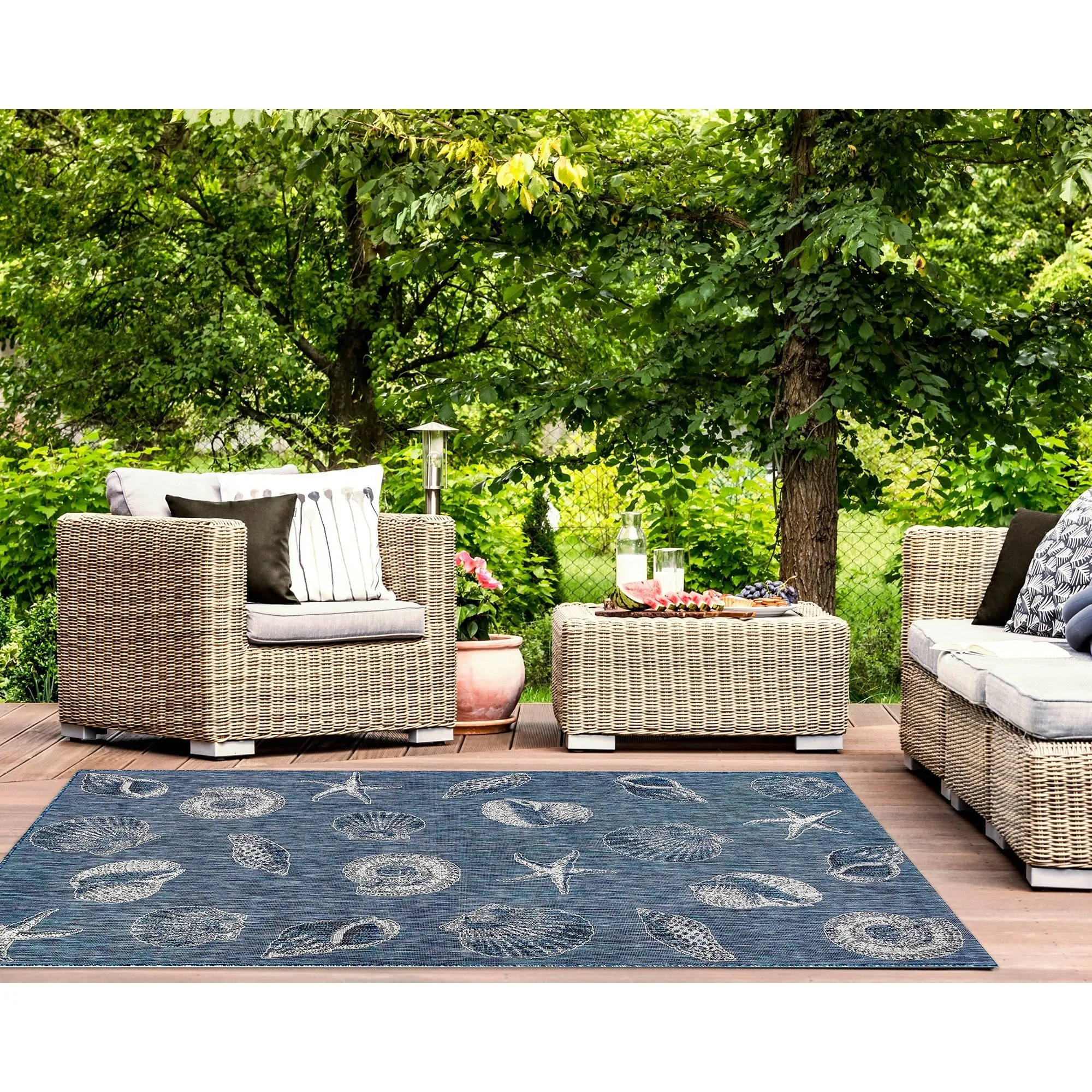 Liora Manne Carmel Shells Casual Indoor/ Outdoor Flat Area Rug
