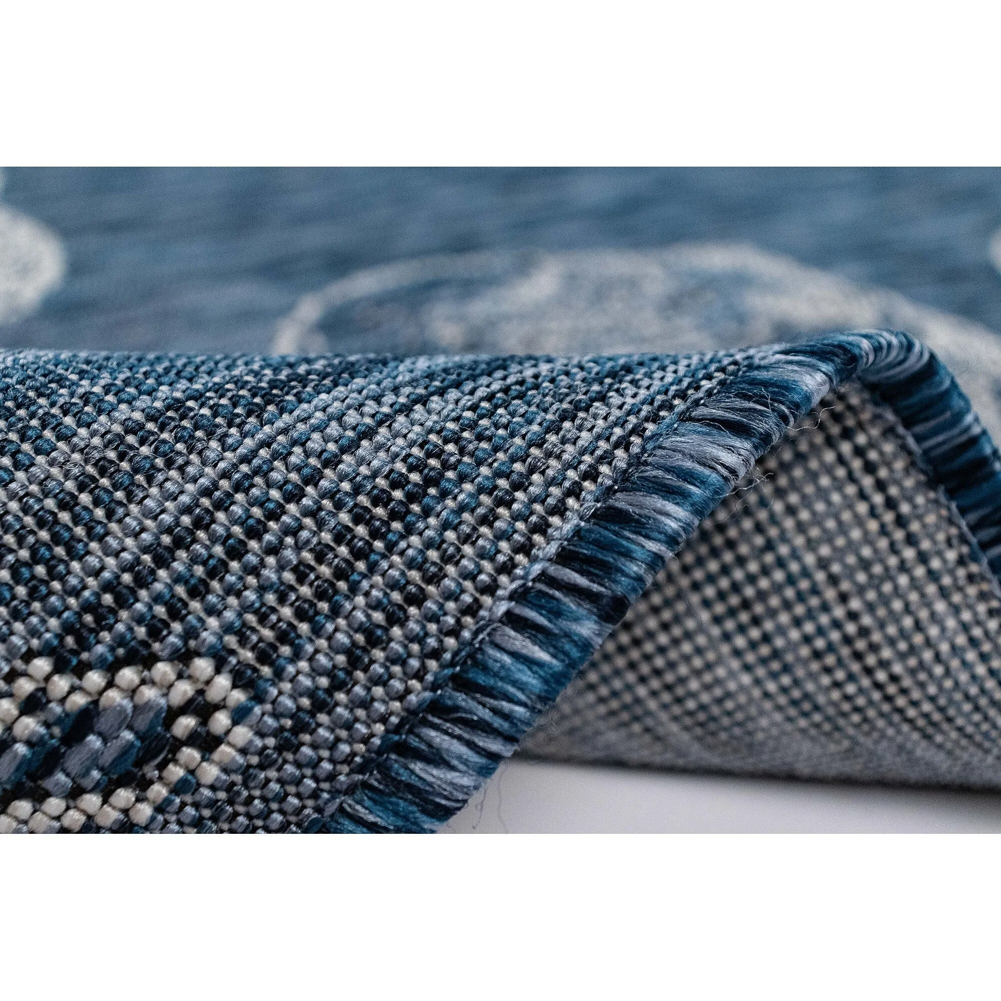 Liora Manne Carmel Shells Casual Indoor/ Outdoor Flat Area Rug