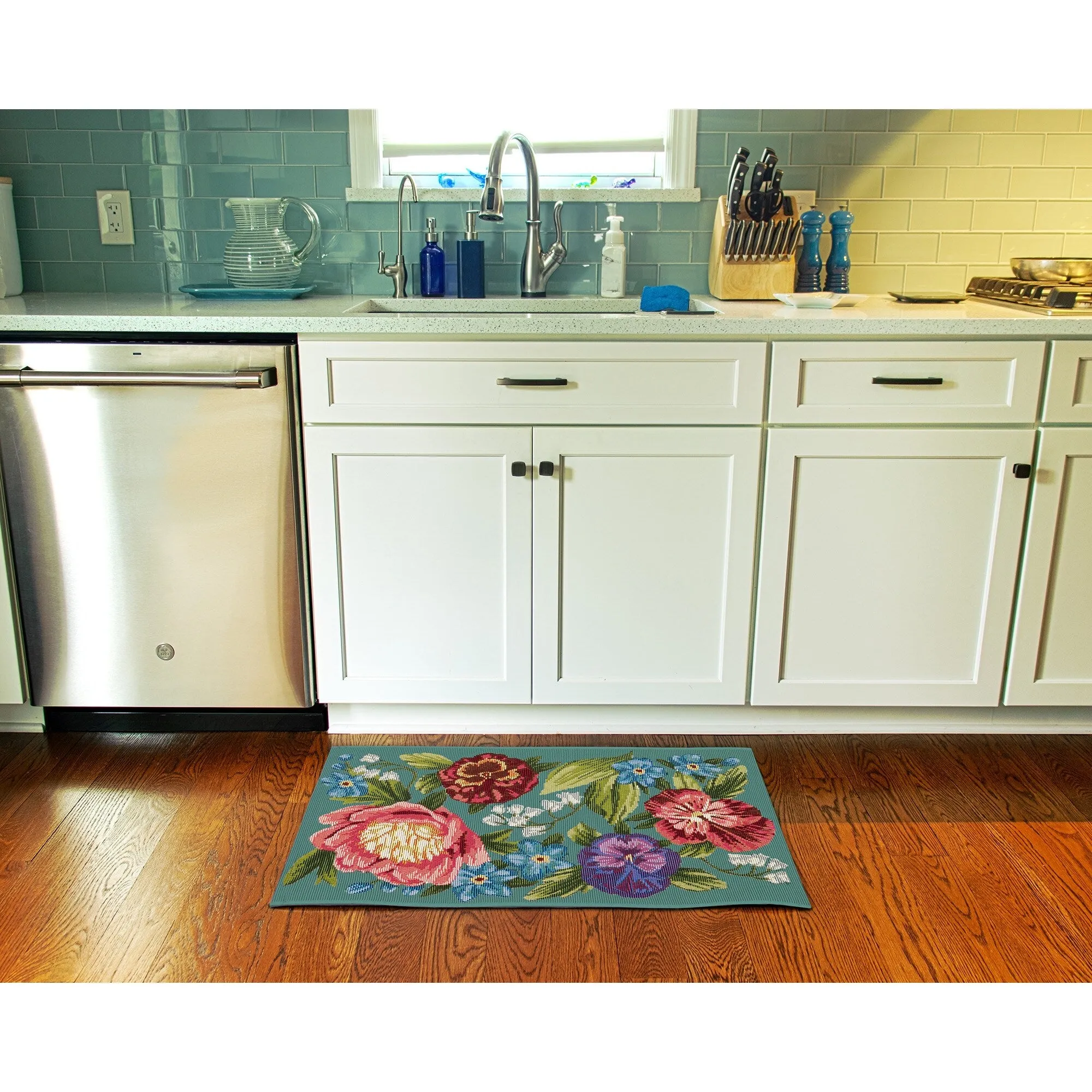 Liora Manne Esencia Secret Garden Indoor/Outdoor Mat