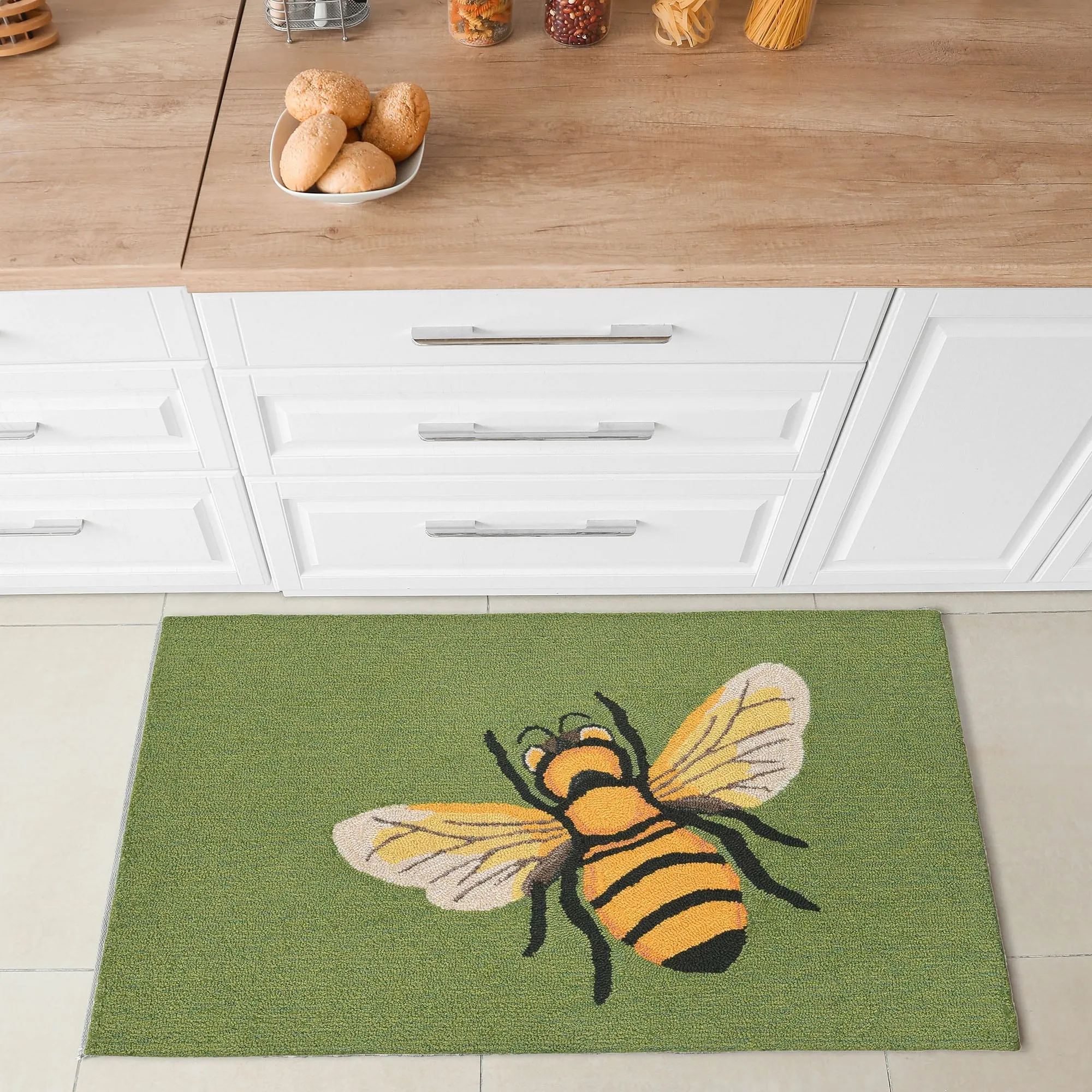 Liora Manne Frontporch Bee Indoor/Outdoor Rug