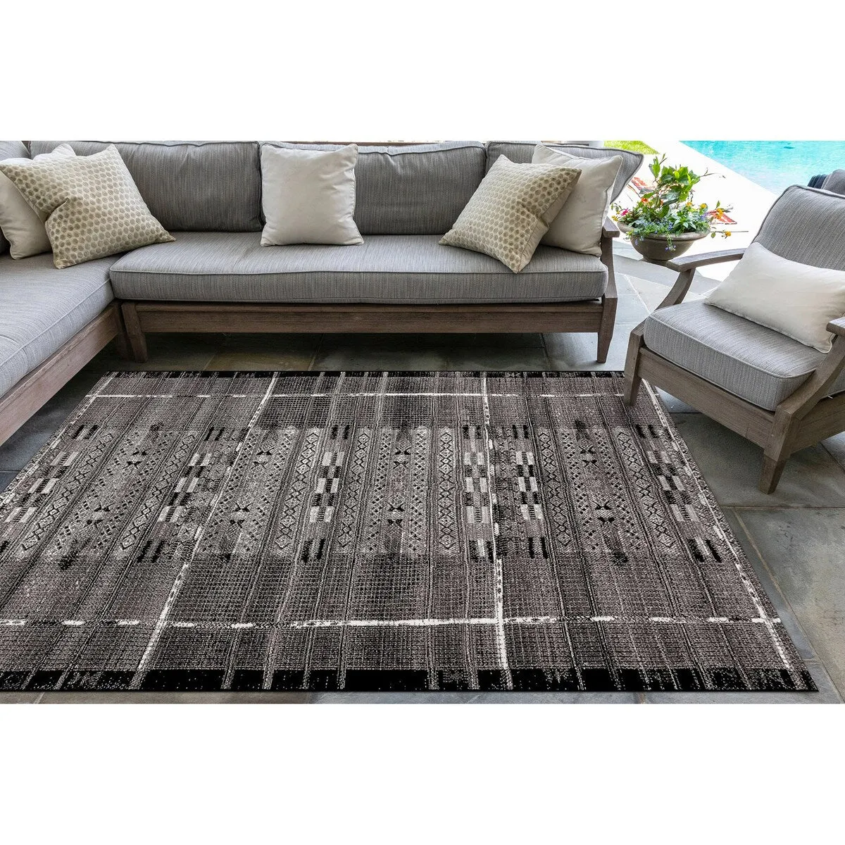 Liora Manne Marina Tribal Stripe Indoor/Outdoor Rug