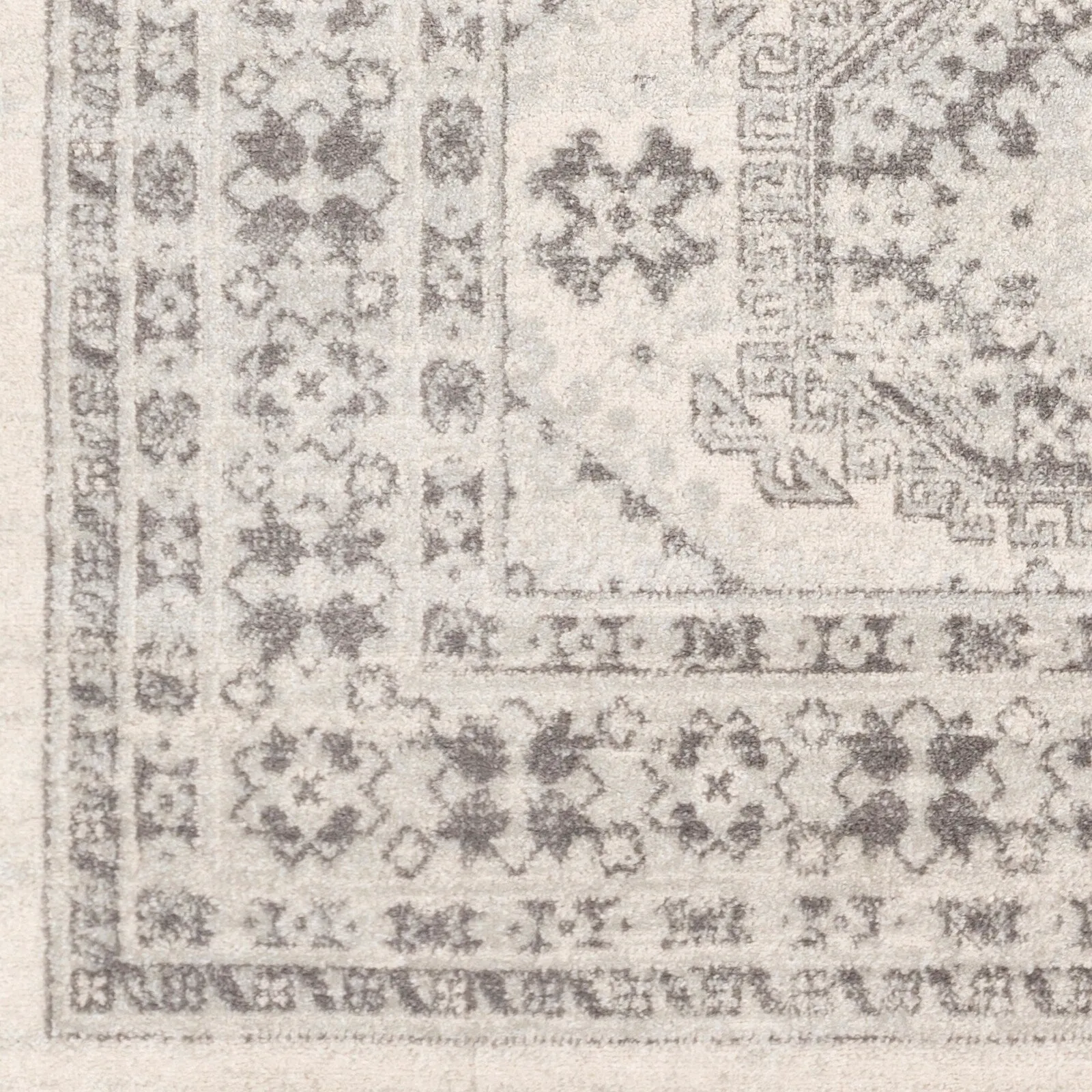 Livabliss Afton Persian Medallion Rug