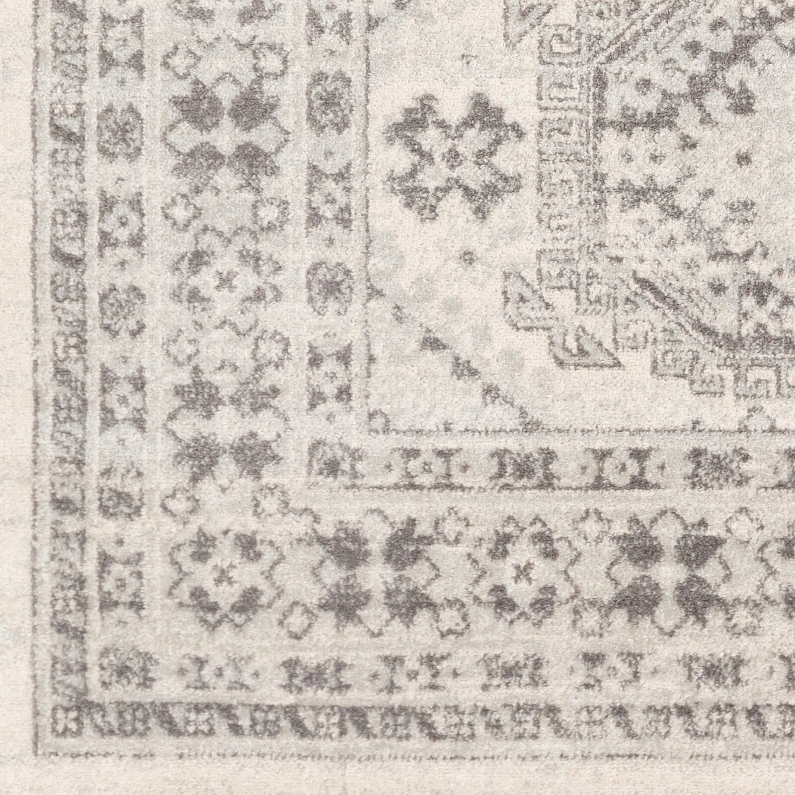 Livabliss Afton Persian Medallion Rug