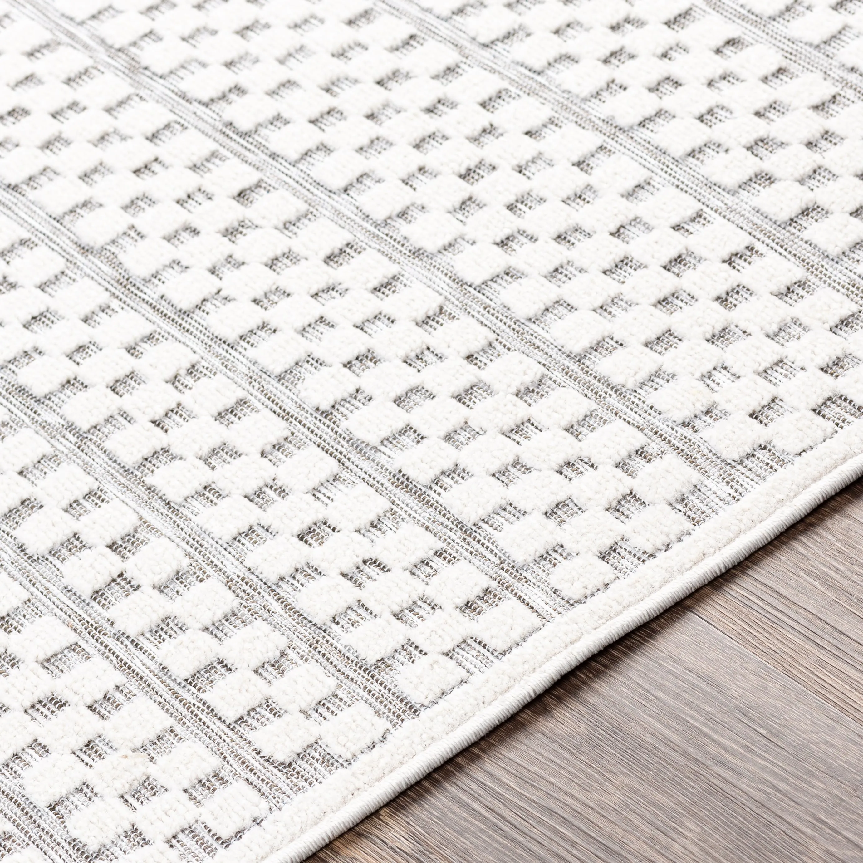 Livabliss Brennah Indoor/ Outdoor Checkered Stripe Area Rug