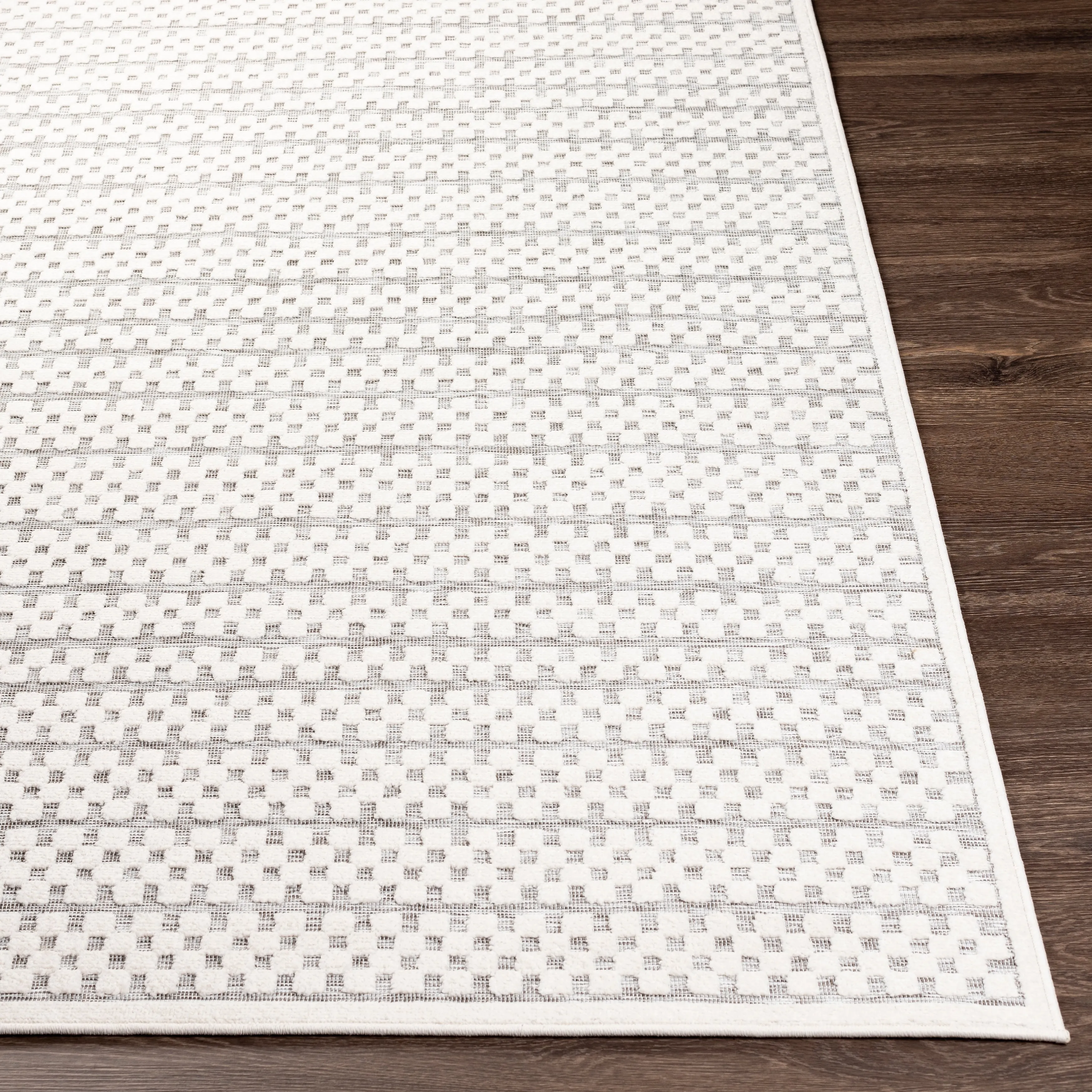 Livabliss Brennah Indoor/ Outdoor Checkered Stripe Area Rug