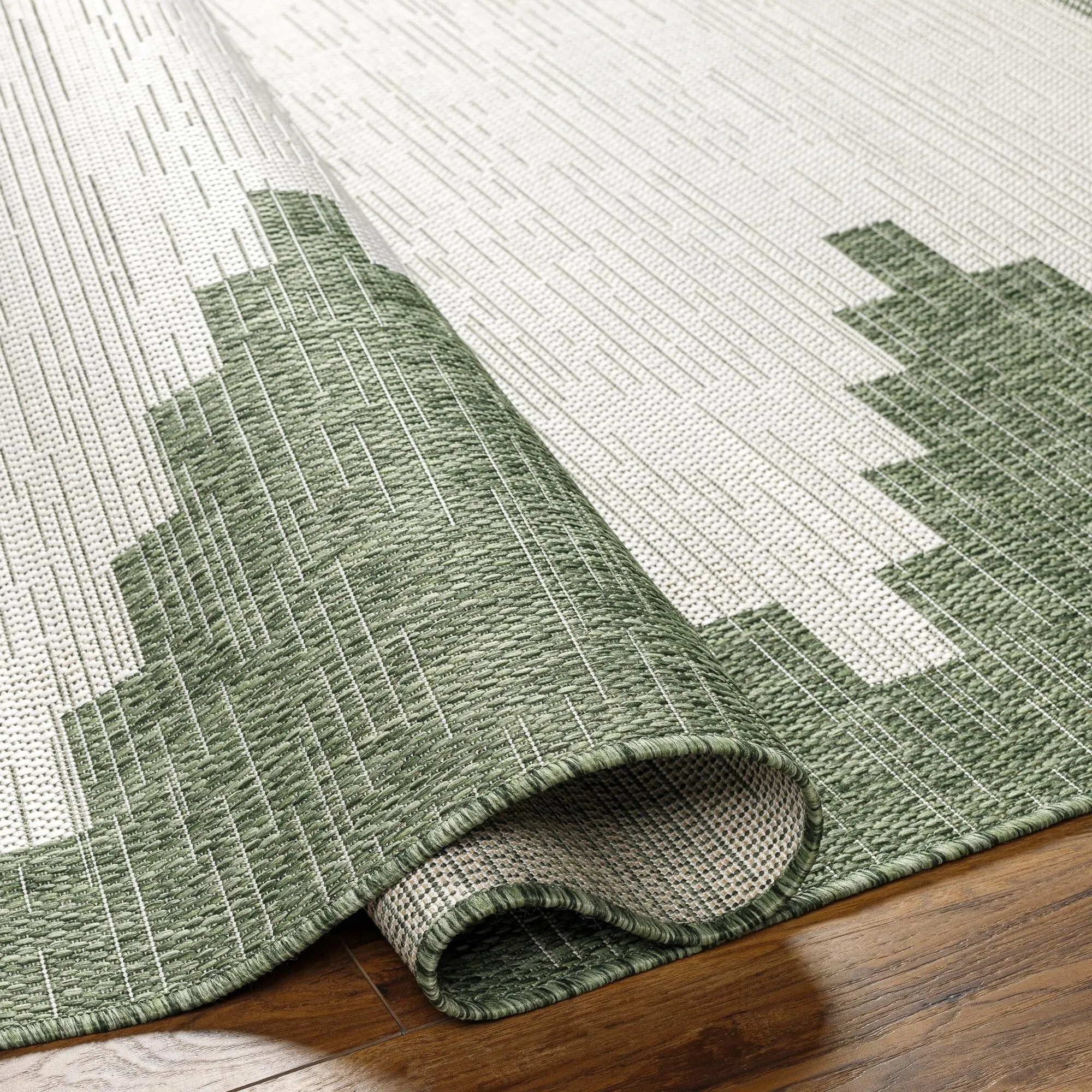 Livabliss Eagean Bohemian Diamond Indoor / OutdoorArea Rug