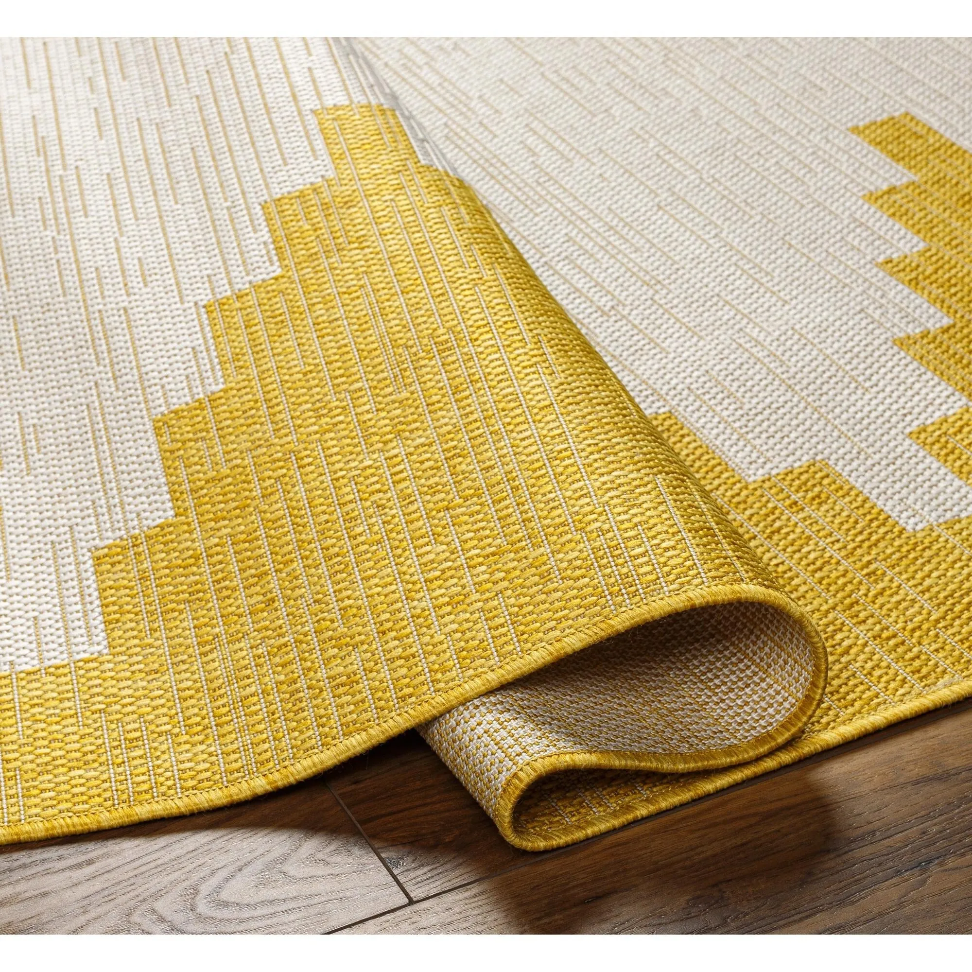 Livabliss Eagean Bohemian Diamond Indoor / OutdoorArea Rug