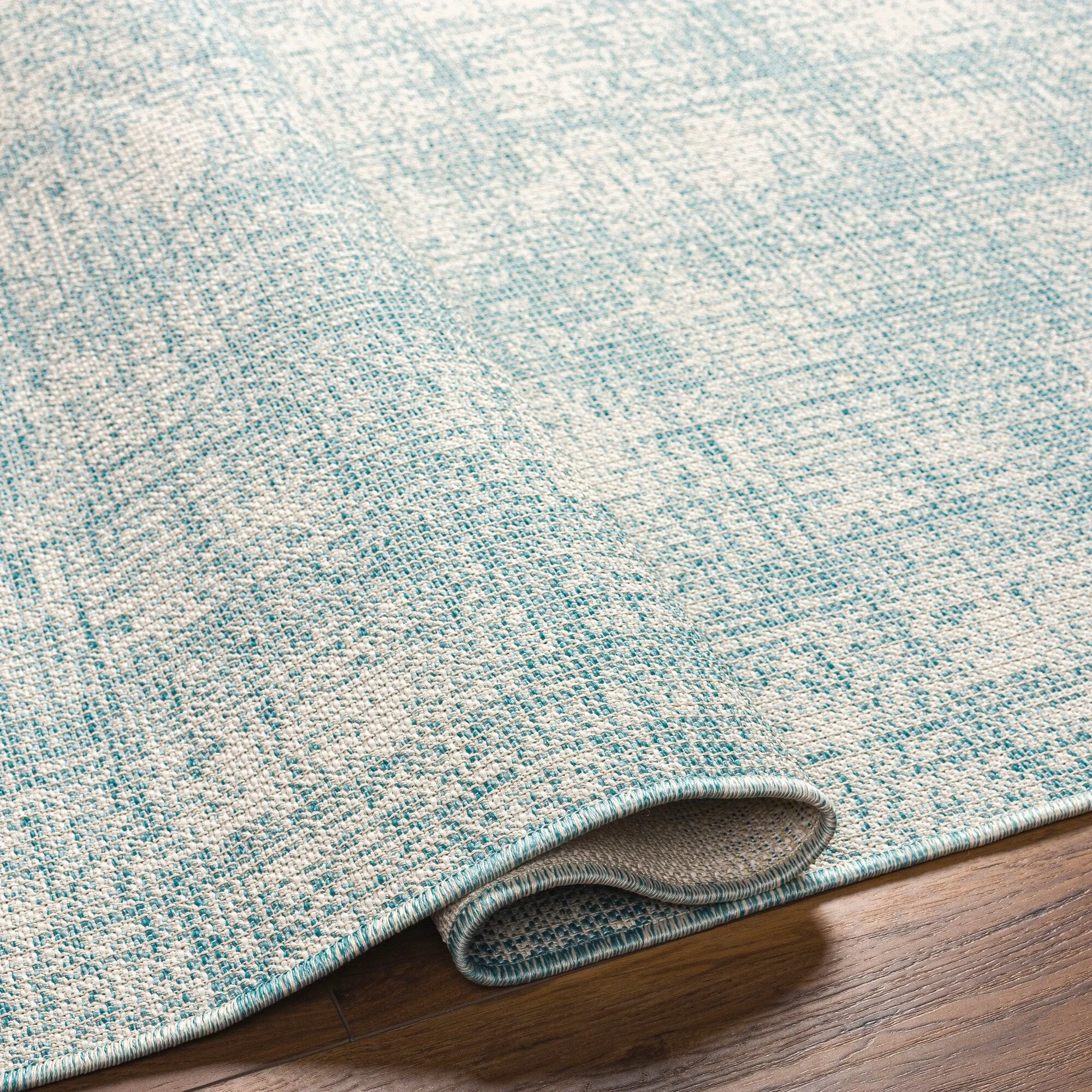 Livabliss Hampton Indoor/ Outdoor Distressed Stripe Area Rug