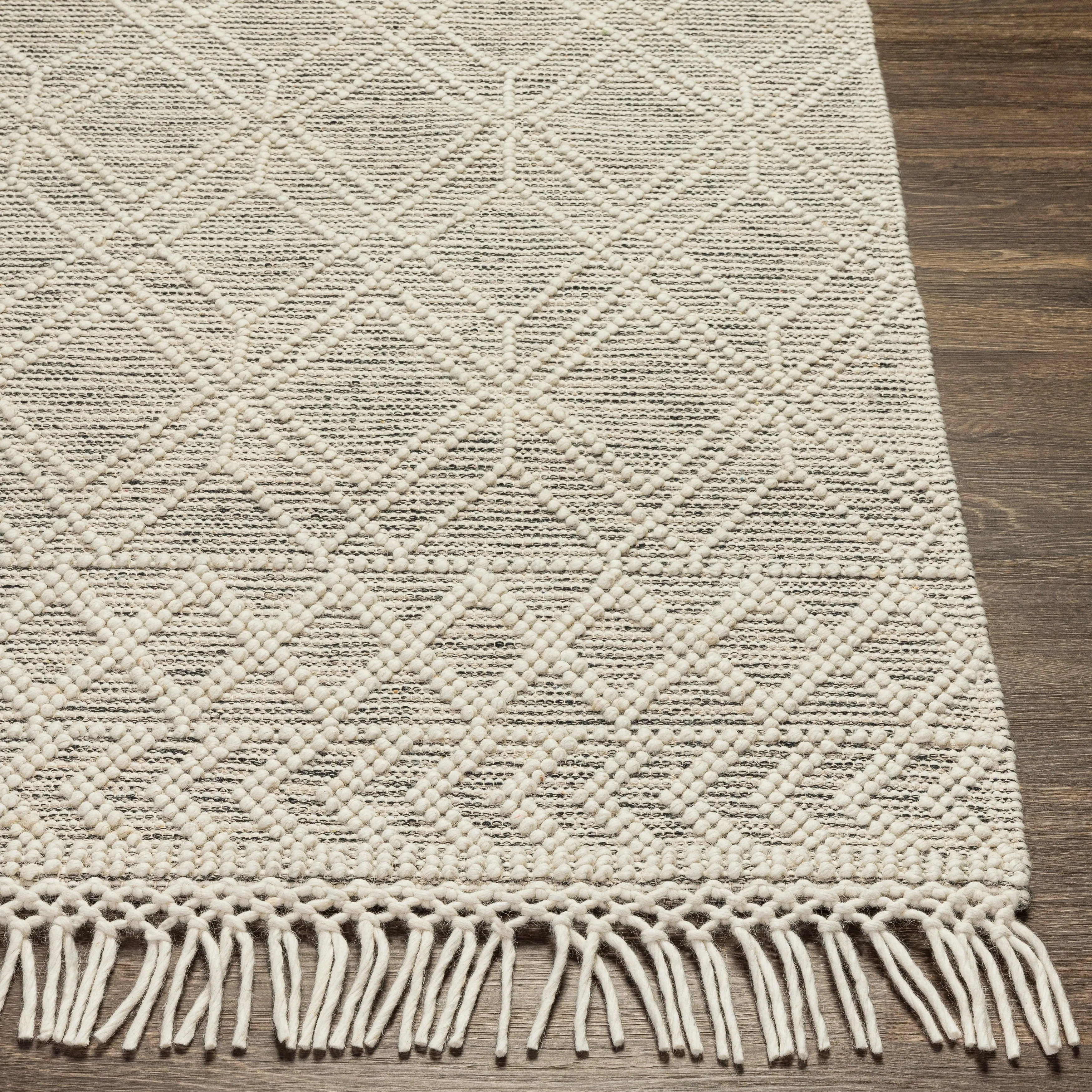 Livabliss Hayli Handmade Farmhouse Wool Blend Area Rug