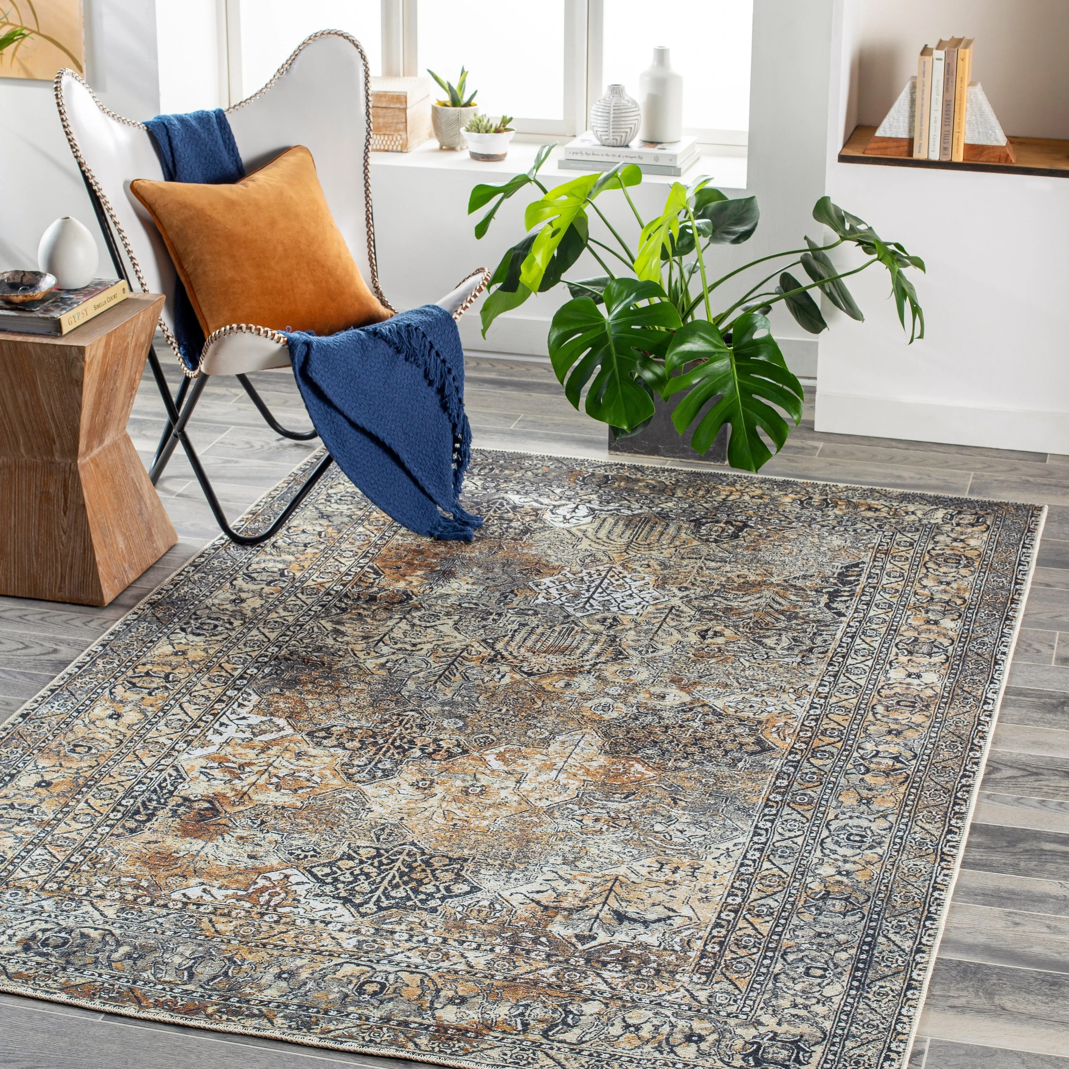 Livabliss Hieronym Traditional Floral Machine Washable Area Rug