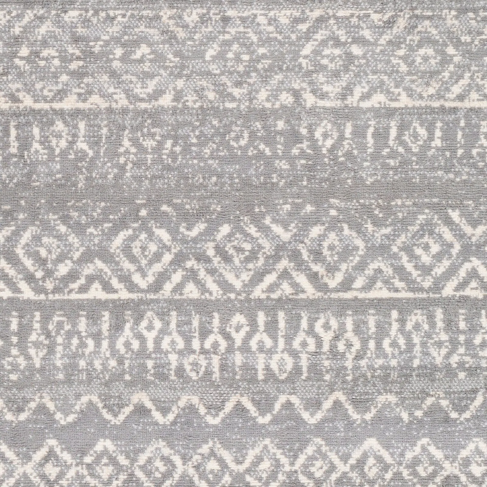 Livabliss Isidore Boho Transitional Area Rug