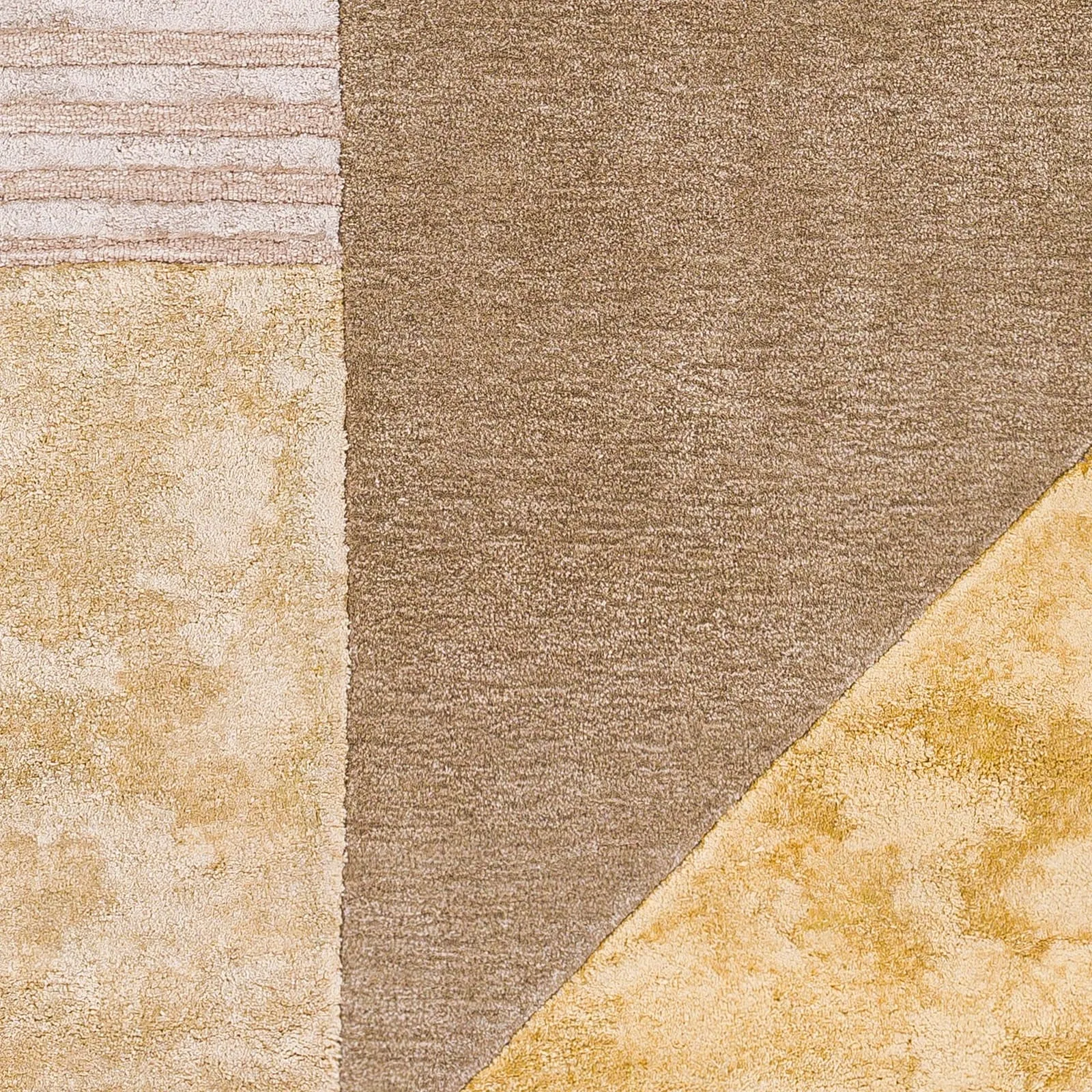 Livabliss Ollee Modern Patchwork Area Rug