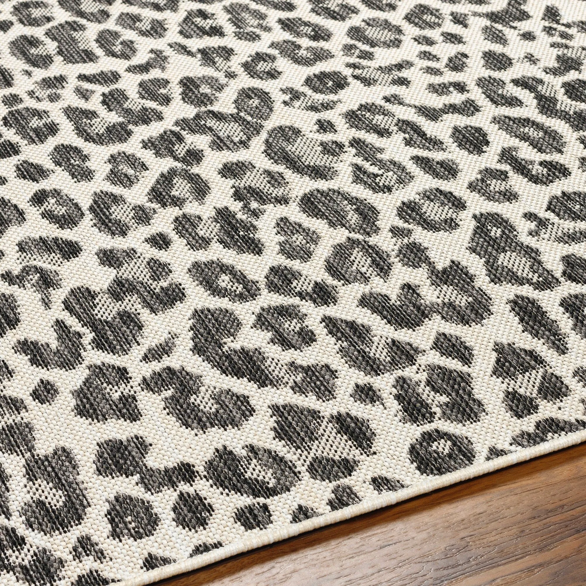 Livabliss Ravello Animal Print Indoor/ Outdoor Area Rug