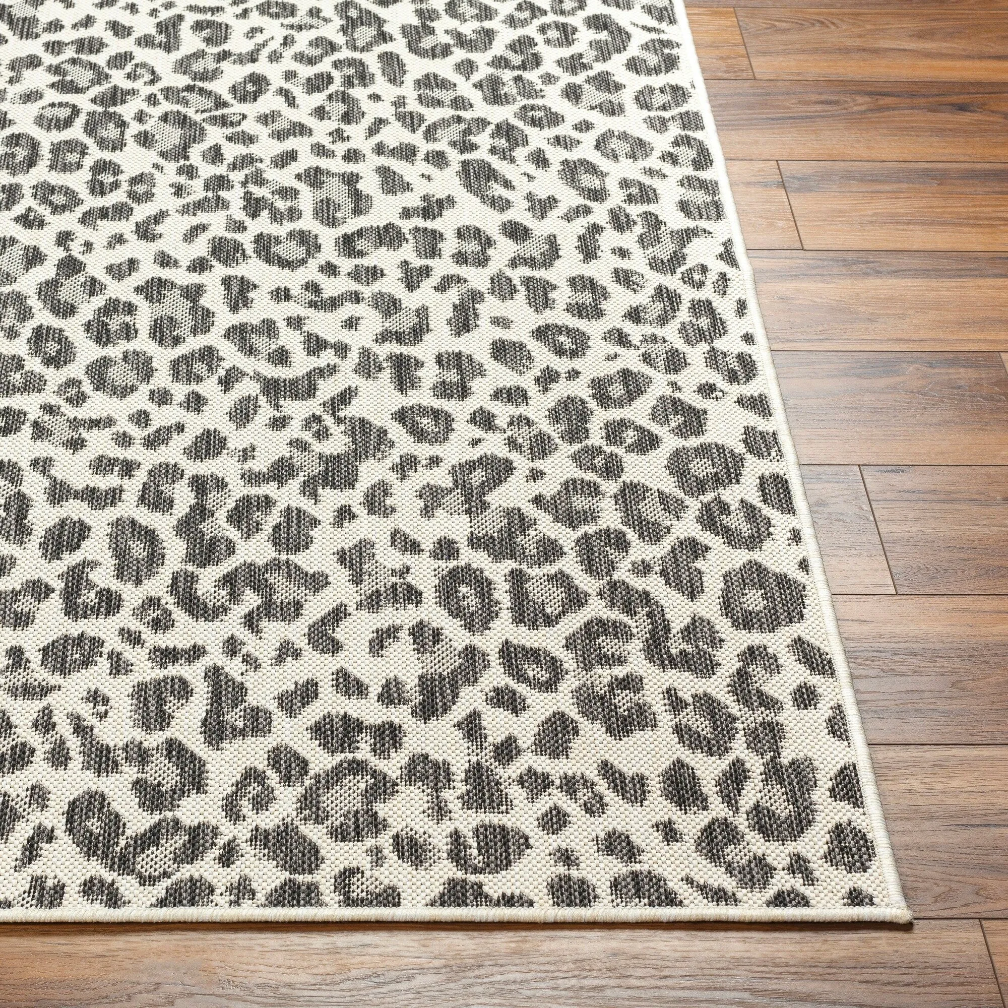 Livabliss Ravello Animal Print Indoor/ Outdoor Area Rug
