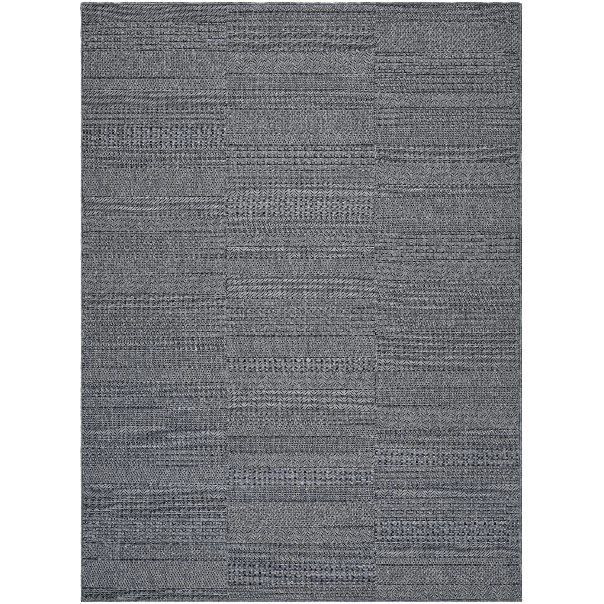 Livabliss Sandra Farmhouse Outdoor Area Rug
